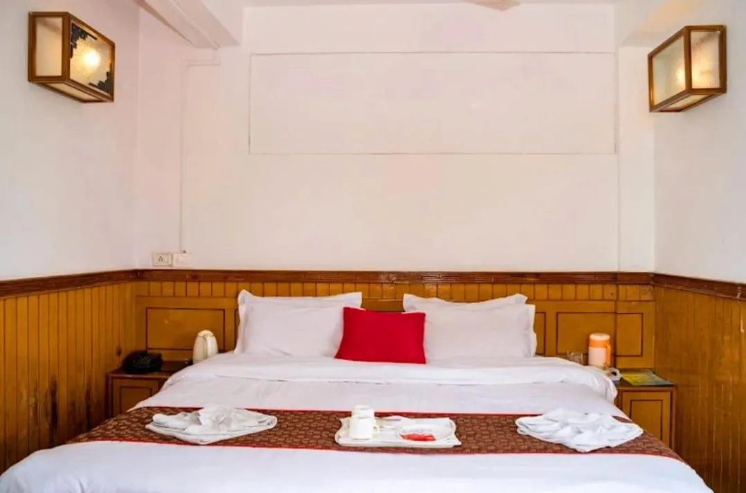 Bed in Doma Residency