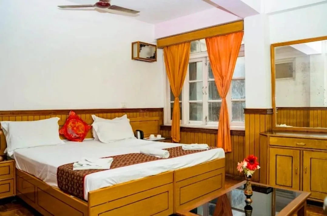 Bed in Doma Residency