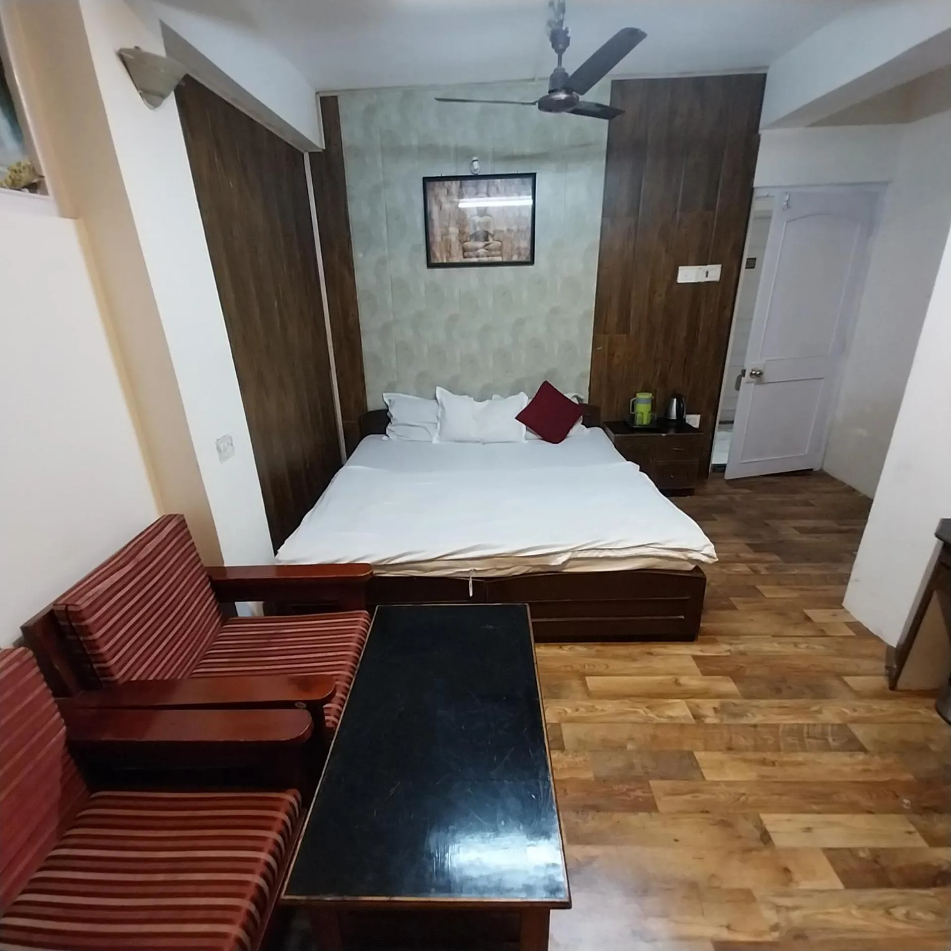 Bed in Doma Residency