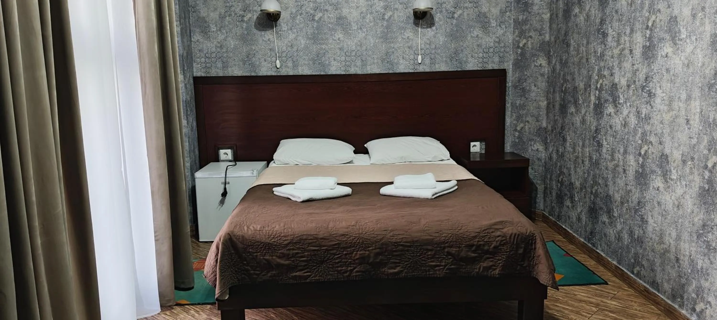 Budget Double Room in City Club European