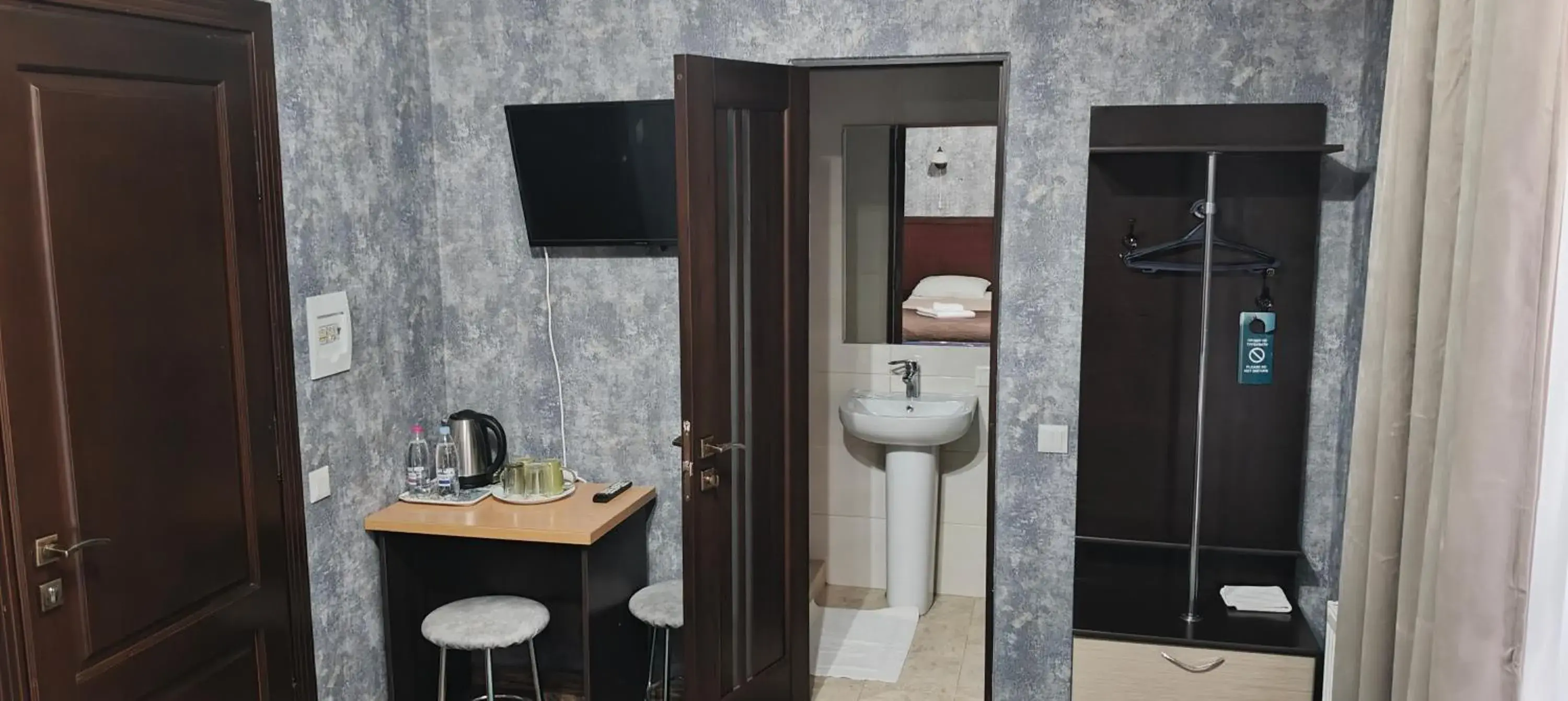 Budget Double Room in City Club European Budget Double Room in City Club European