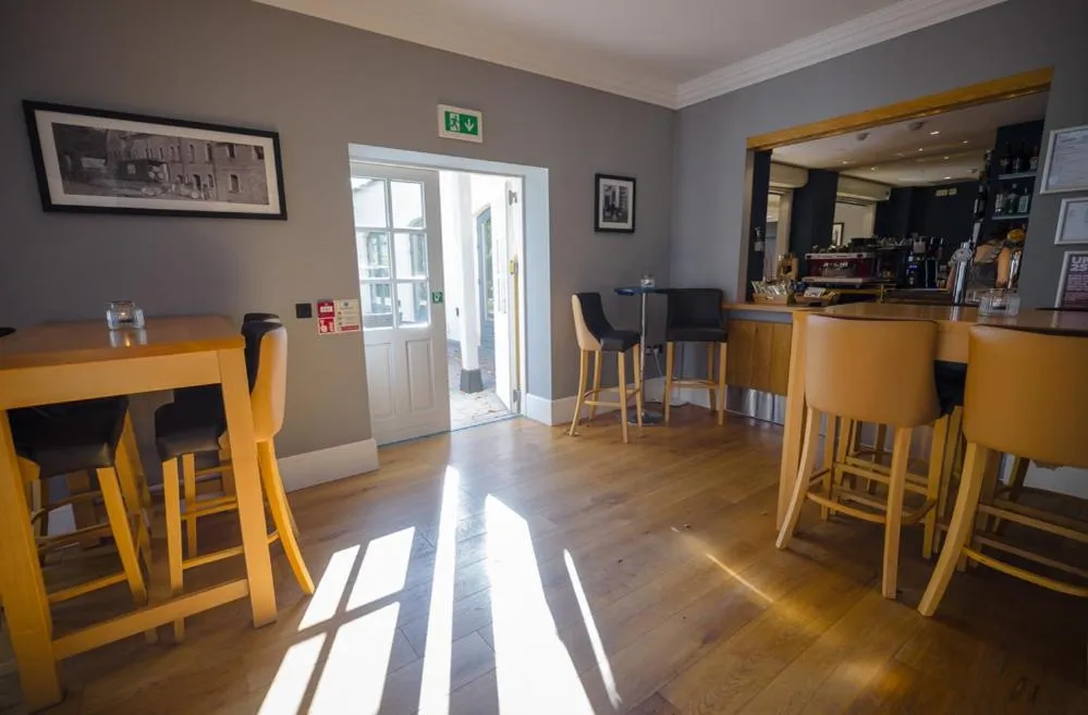 Restaurant/places to eat in Northgate House