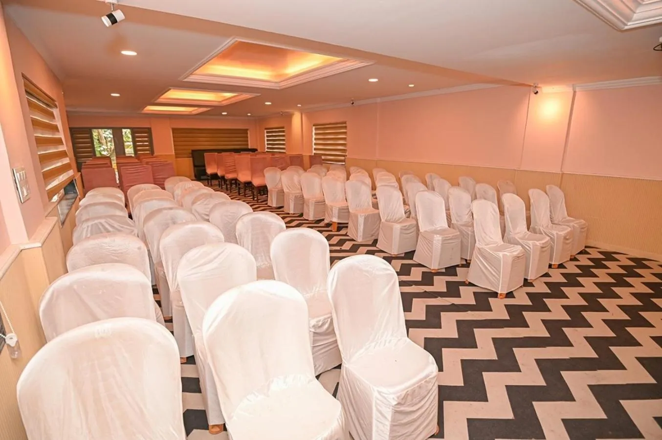 Banquet/Function facilities in Hotel Vivek