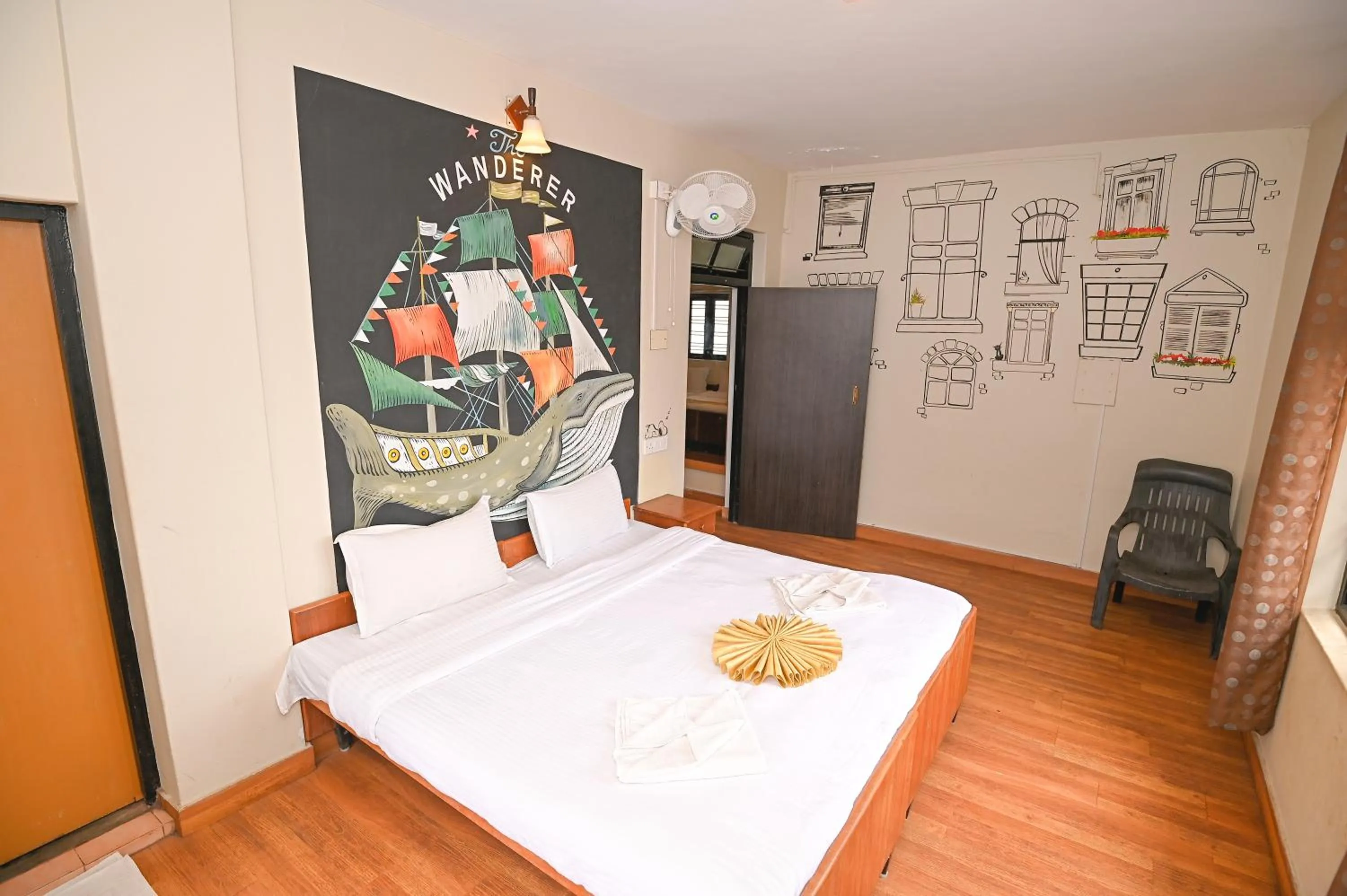 Bedroom, Bed in Hotel Vivek