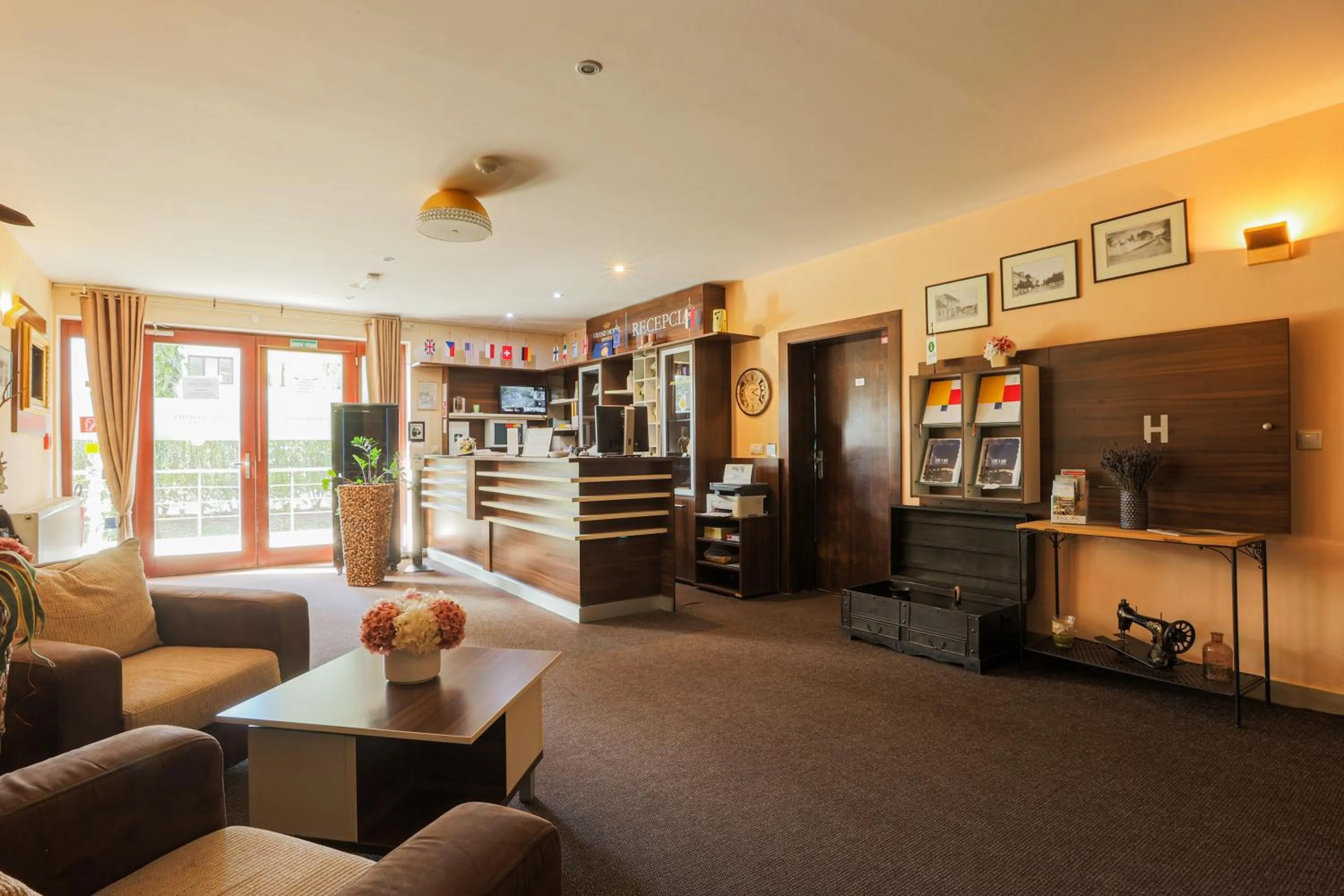 Lobby or reception in Grand Hotel Senica, Garni