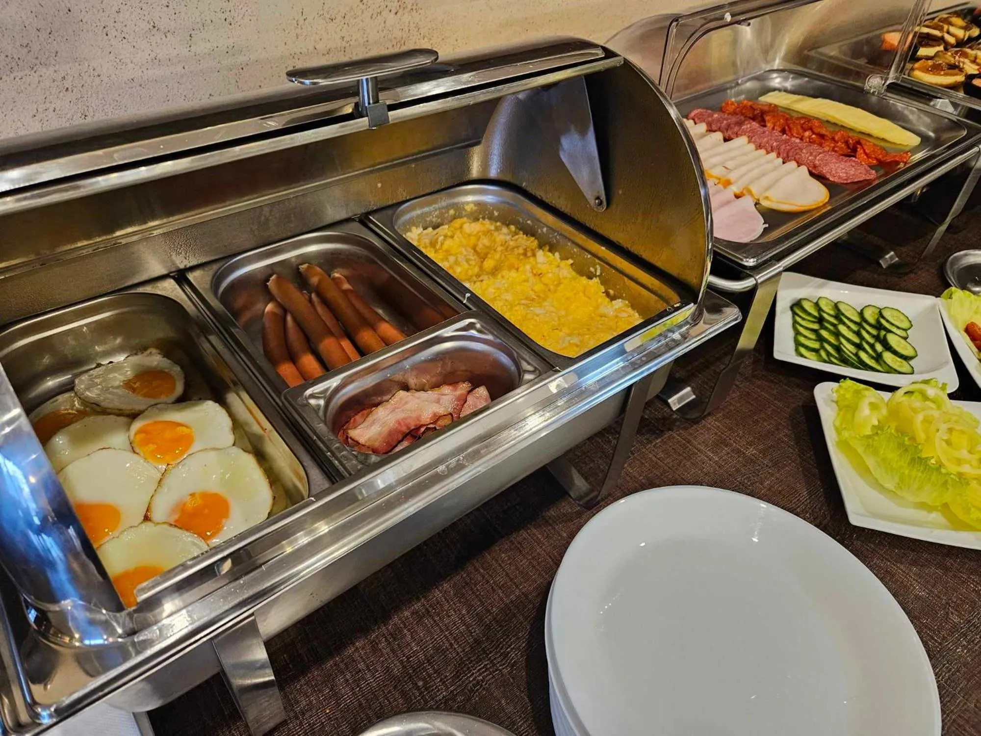 Food in Grand Hotel Senica, Garni