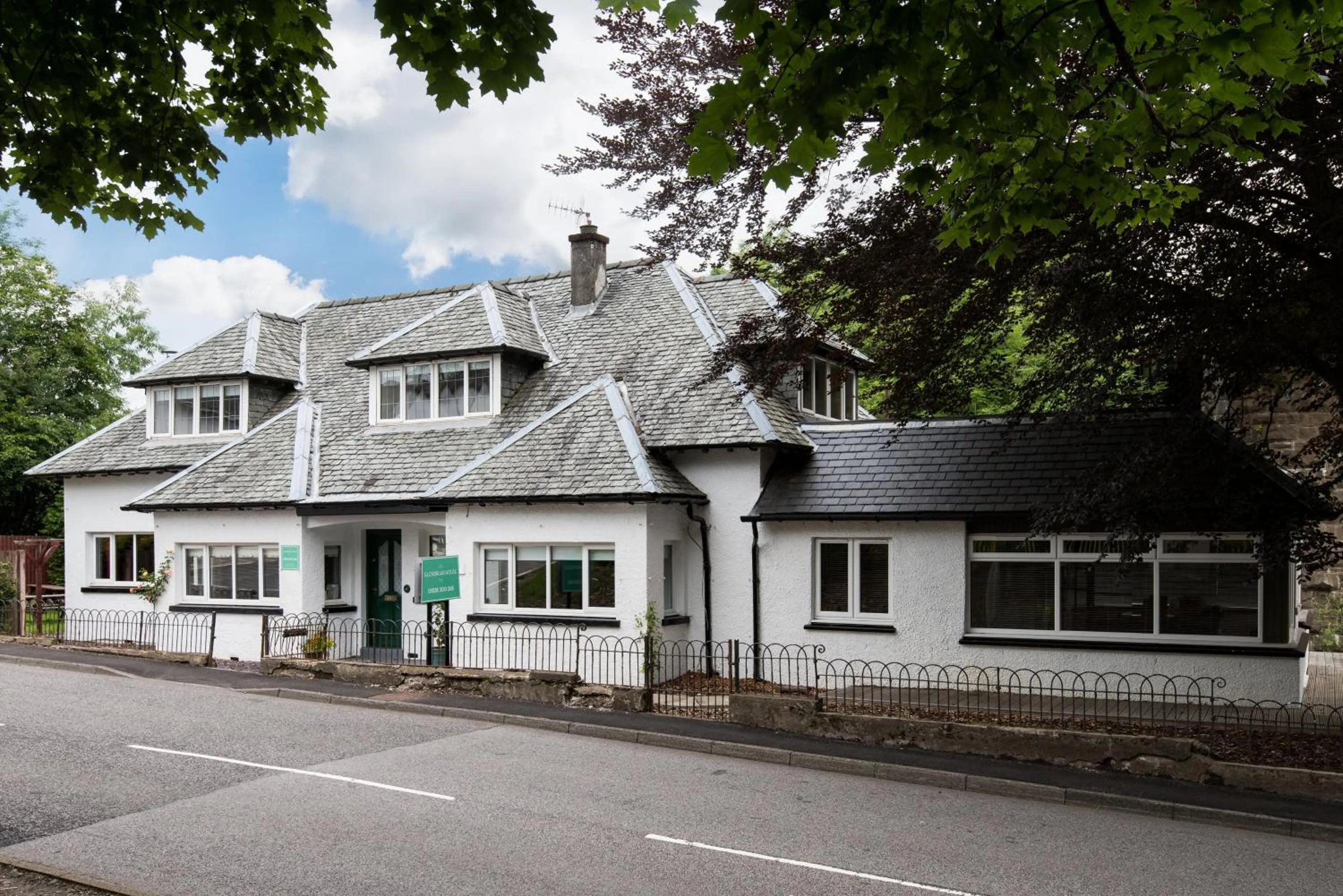 Glenbruar House