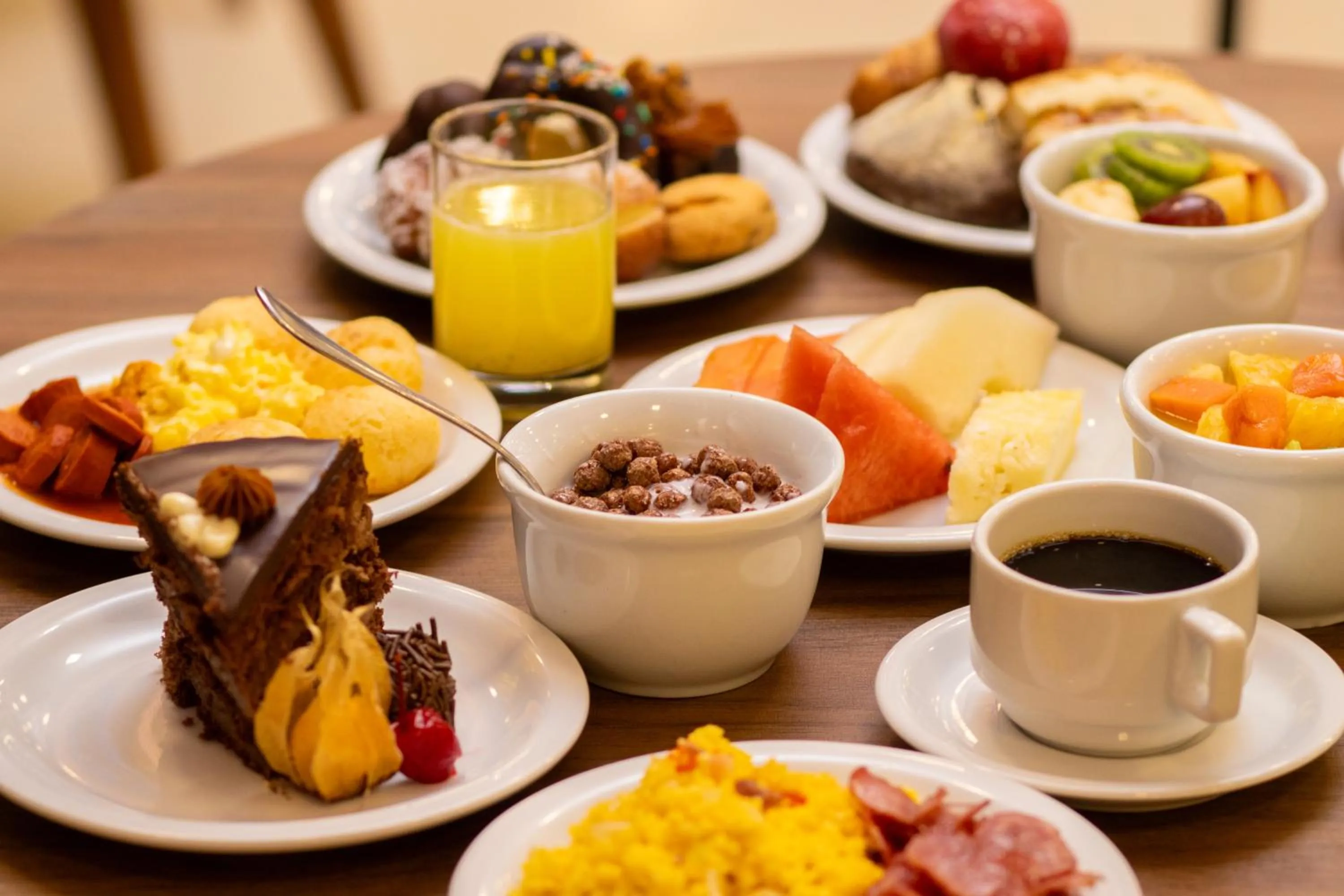 Breakfast in Cataratas Park Hotel e Eventos