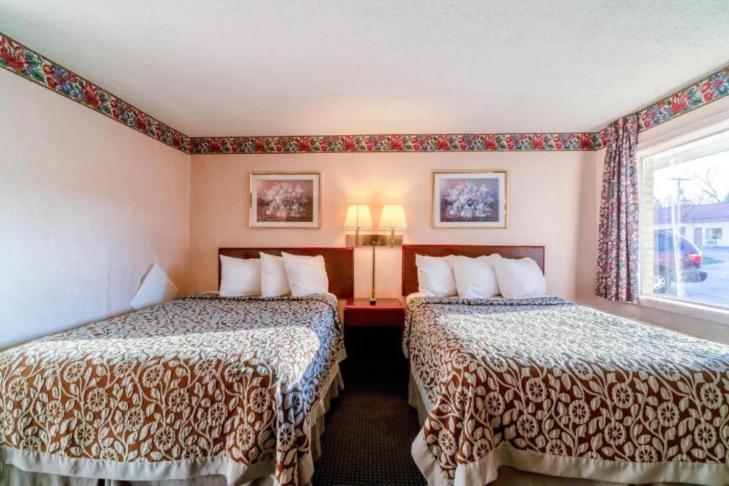 Bed in Ozark Junction Inn
