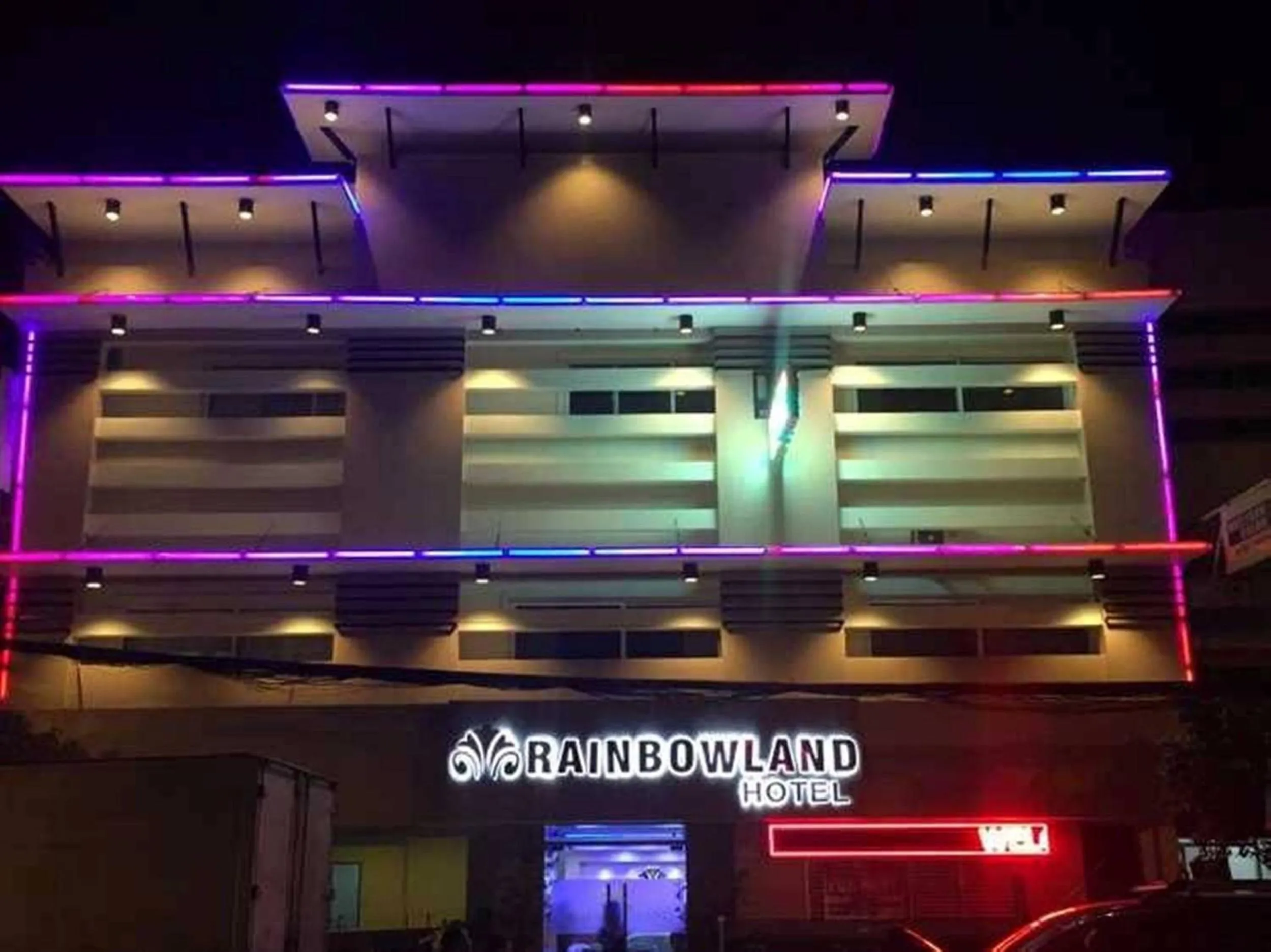 Facade/entrance in Rainbowland Hotel