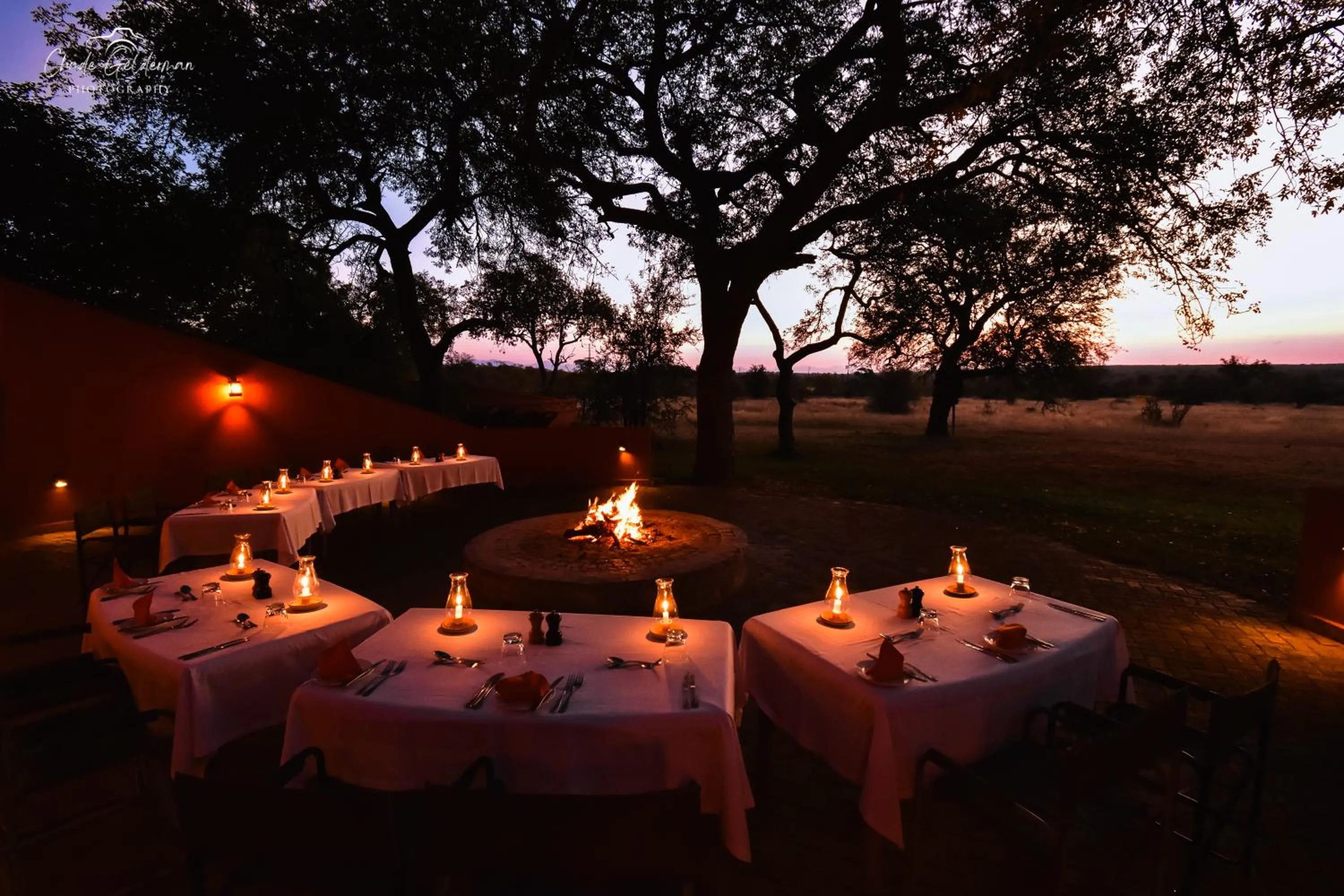 Dining area in Mohlabetsi Safari Lodge