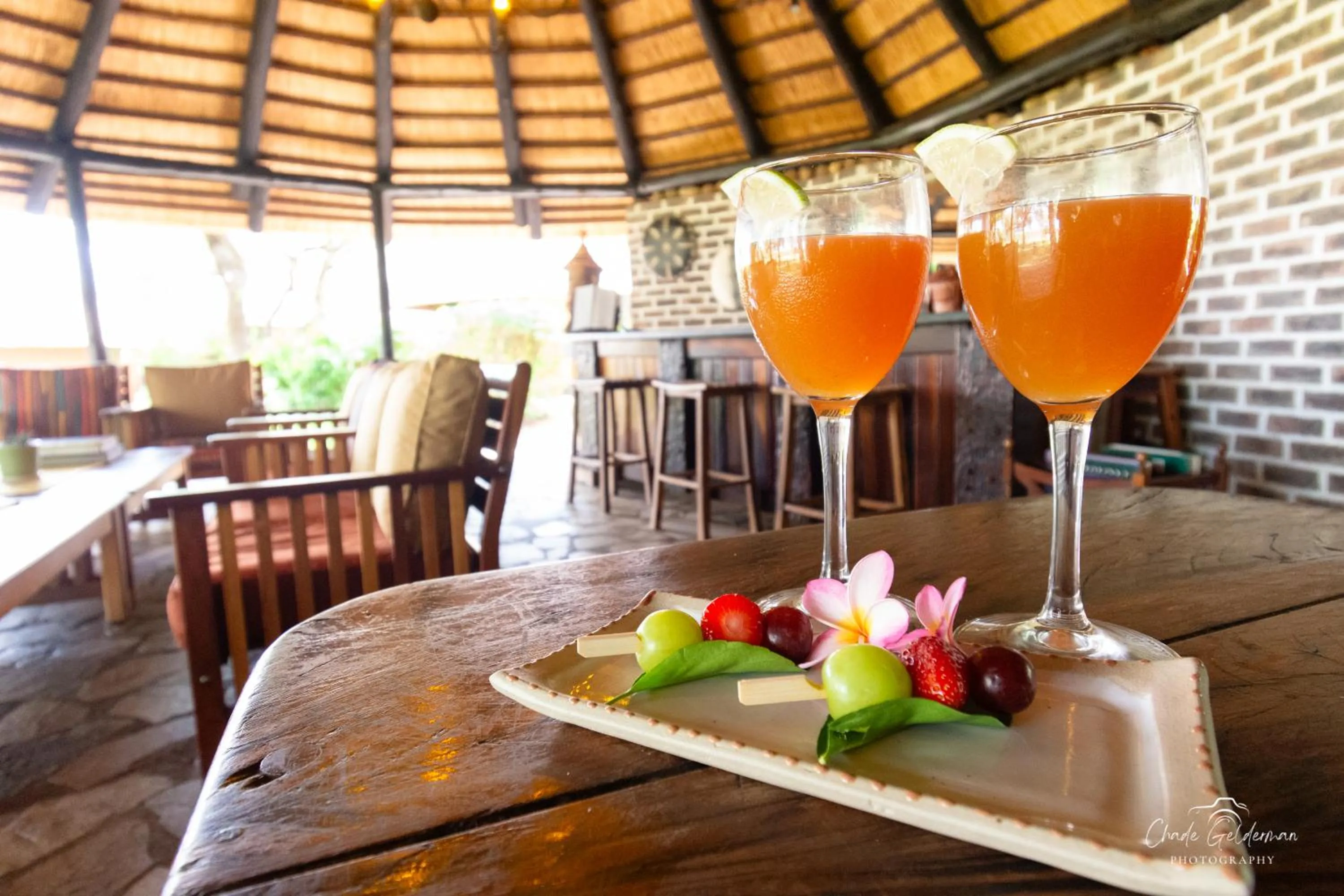 Living room in Mohlabetsi Safari Lodge