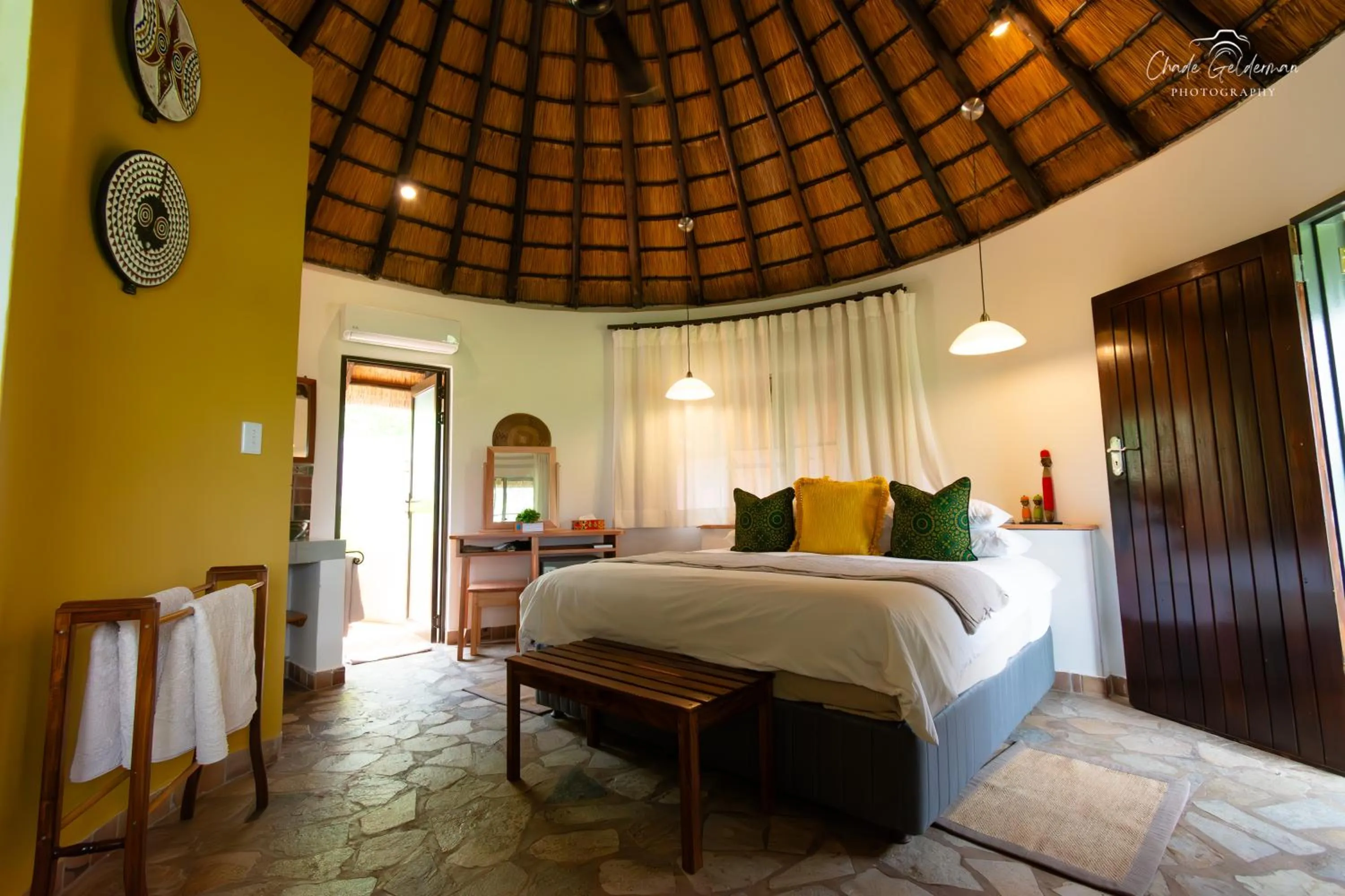 Twin Room - single occupancy in Mohlabetsi Safari Lodge