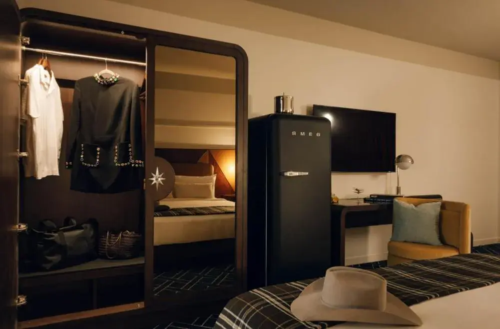 Double Queen Tower Deluxe in Caravan Court Hotel Double Queen Tower Deluxe in Caravan Court Hotel