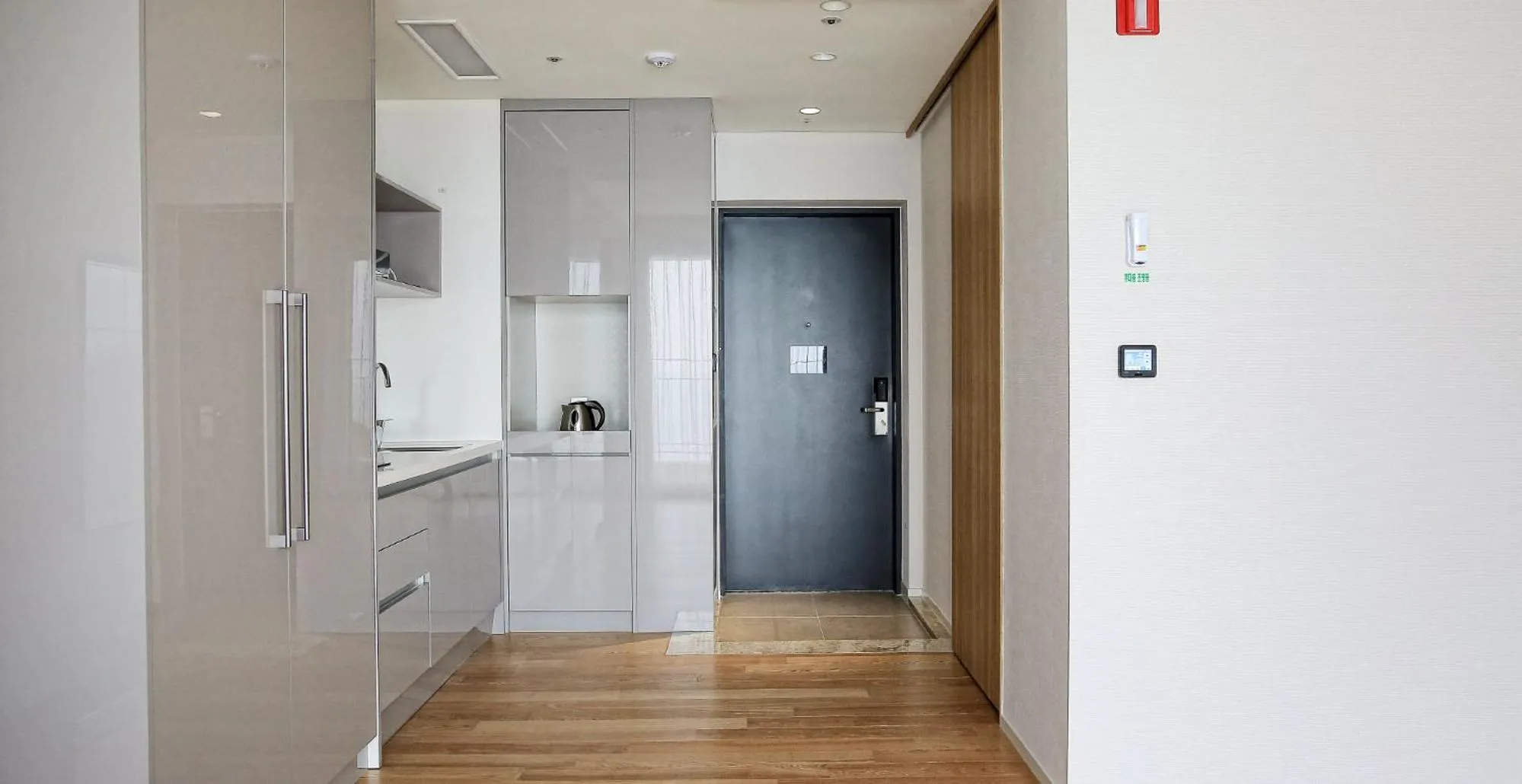 Kitchen or kitchenette in Lapis Hotel Namhae