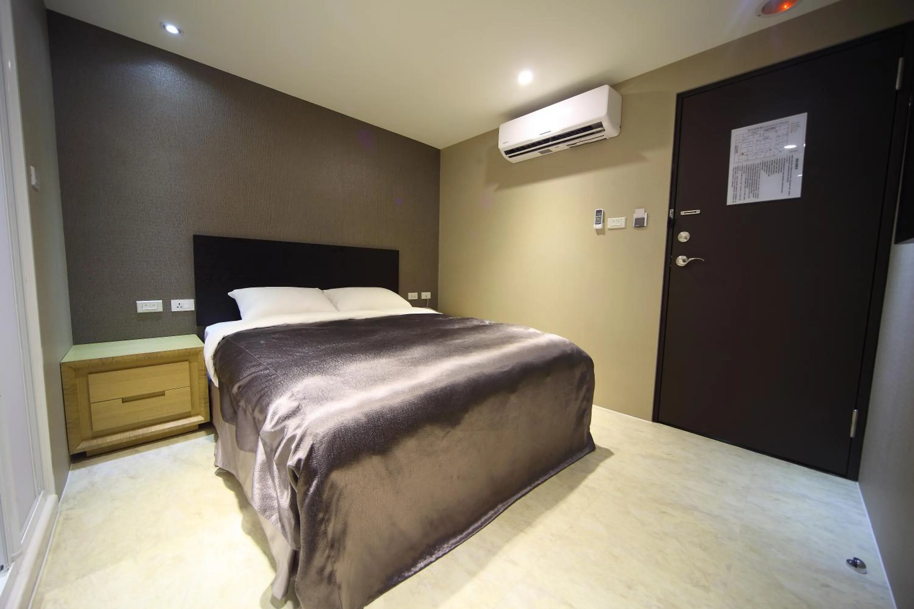 bunk bed, Bed in E-House Xining Branch