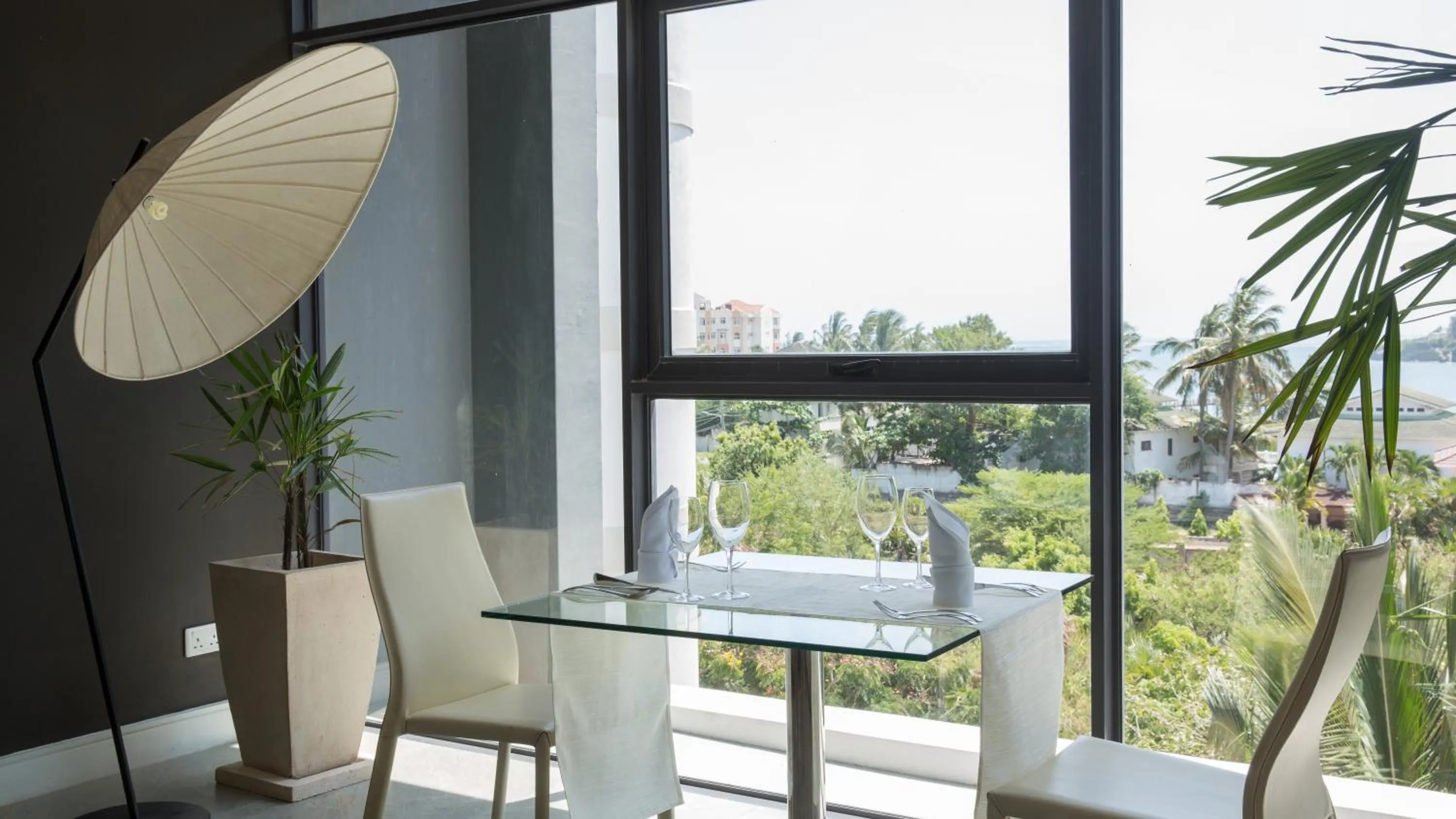 Seating area in Hotel English Point Marina & Spa