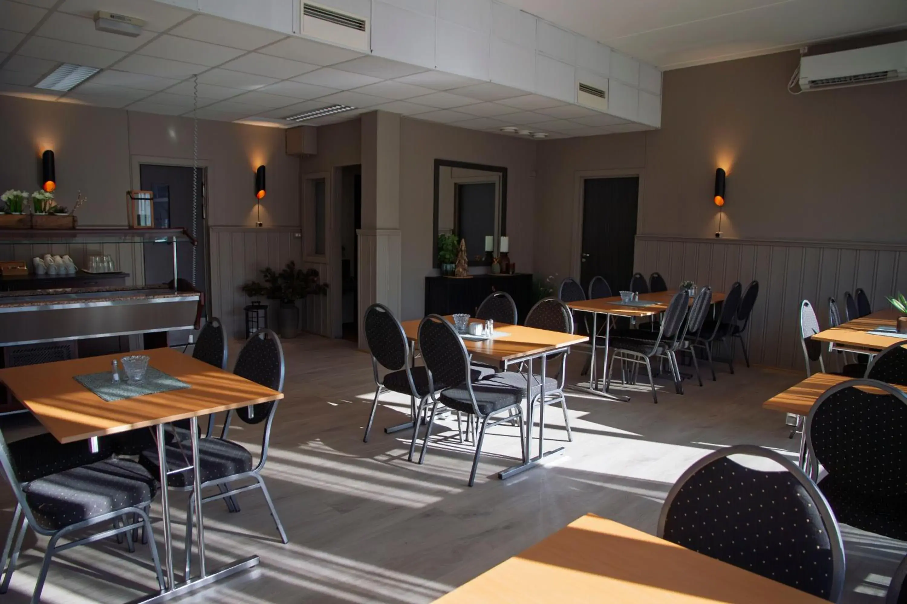 Restaurant/places to eat in Trudvang Apartment Hotel Restaurant/places to eat in Trudvang Apartment Hotel