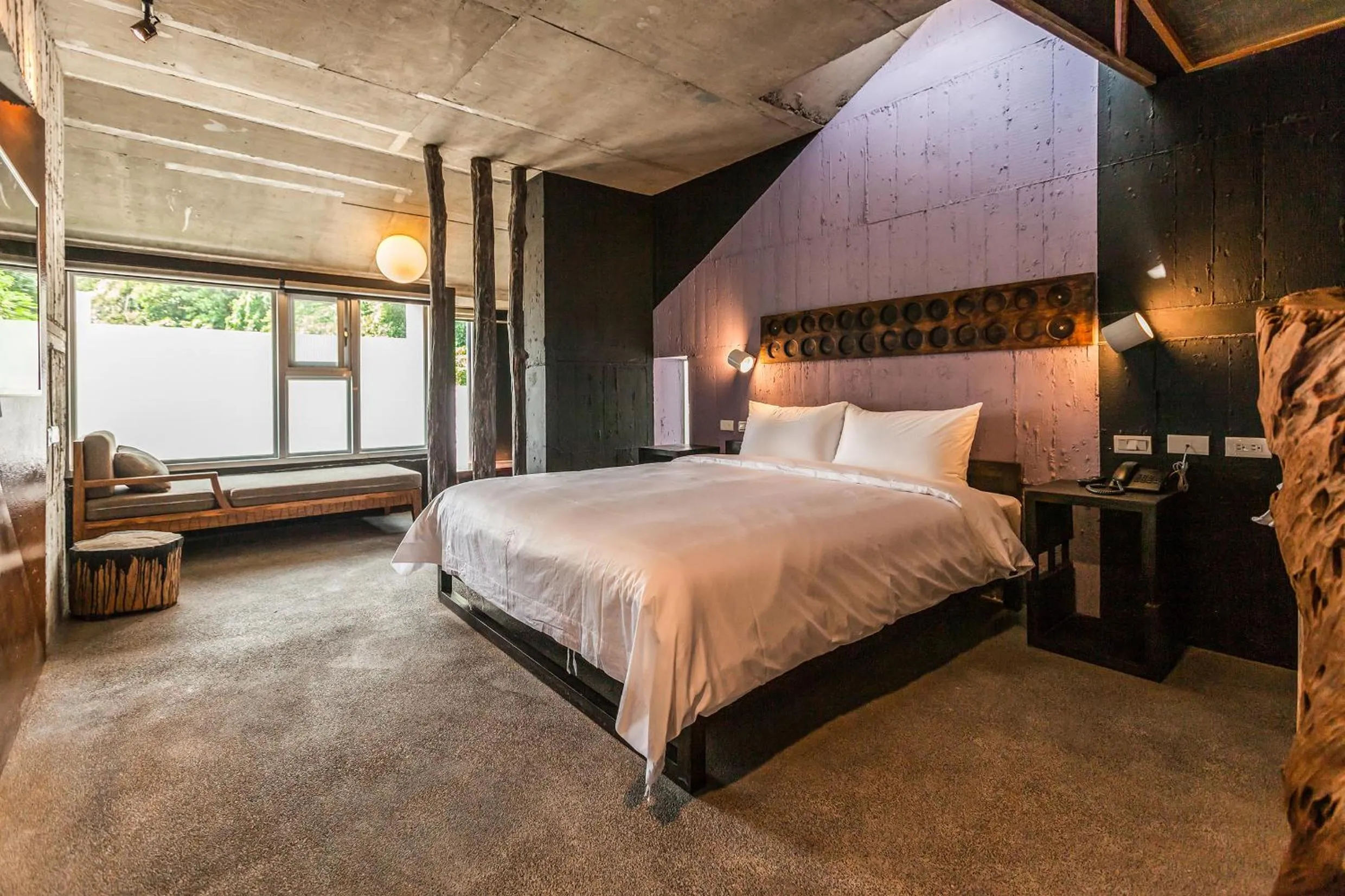 Deluxe Double Room with Bath in Yu Peng Villa