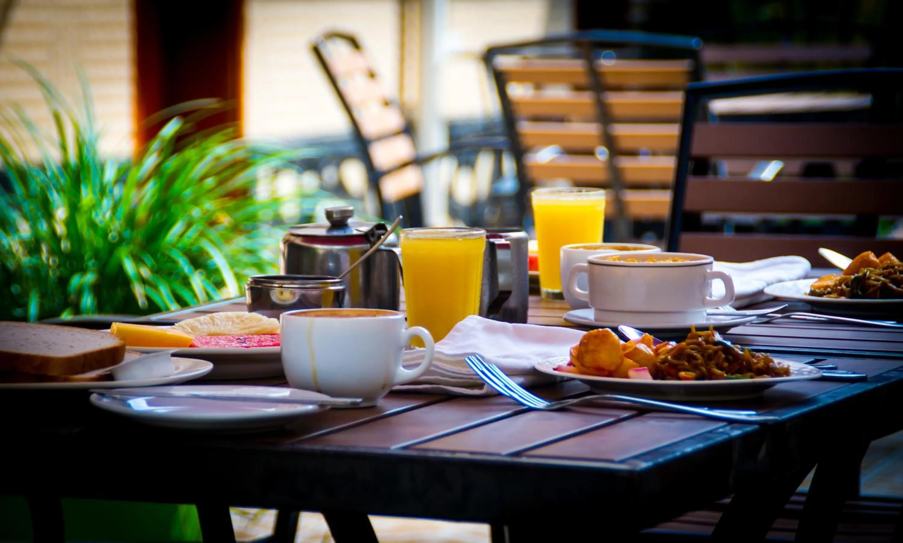 Food and drinks in Sandton Hotel Kasese