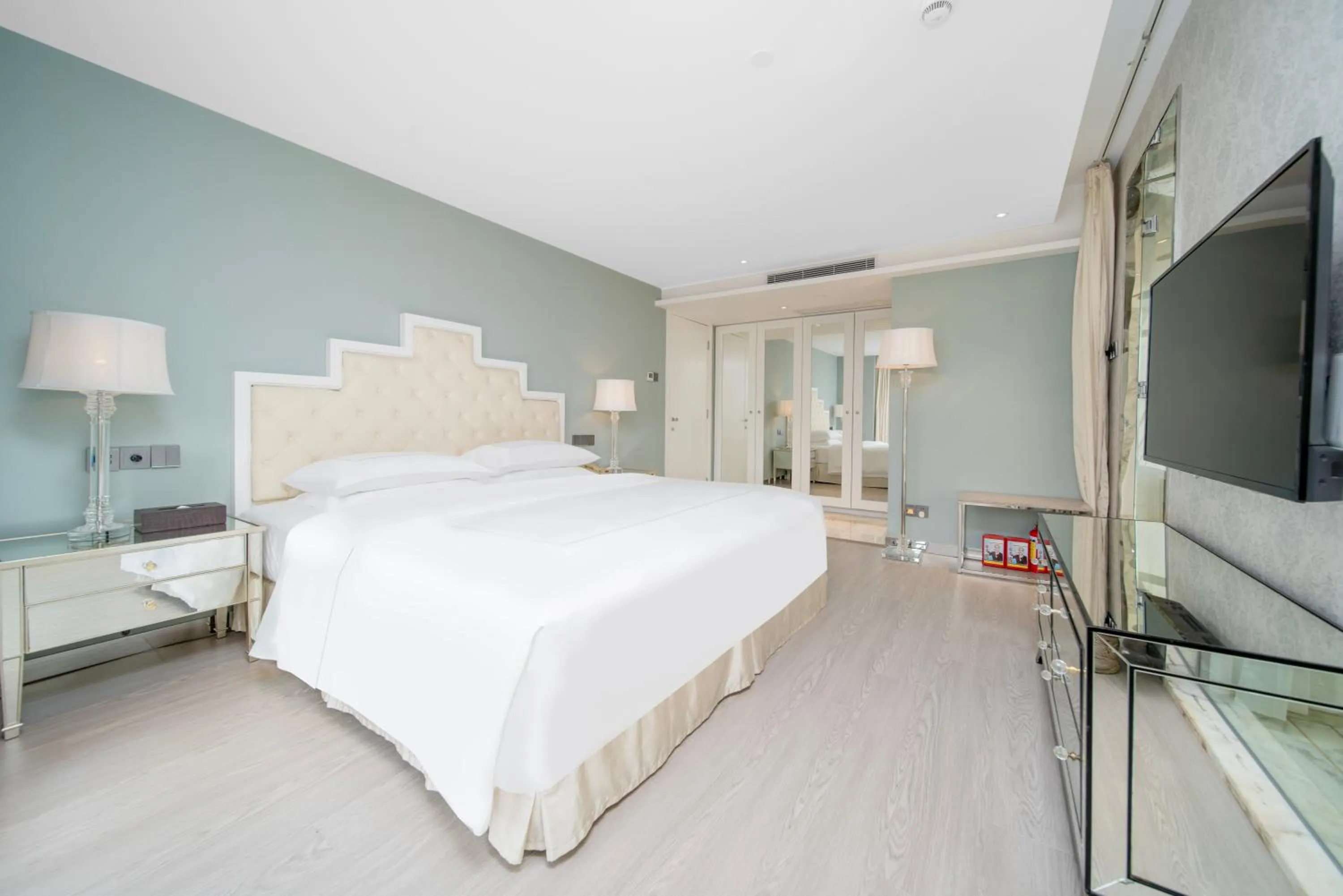 Bed in Hiyet Oriental Hotel