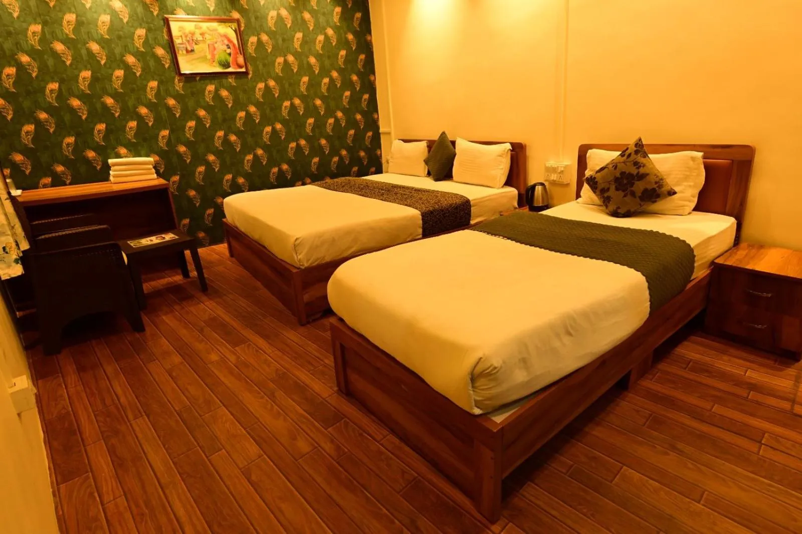 Bed in Hotel Happy Forest Inn