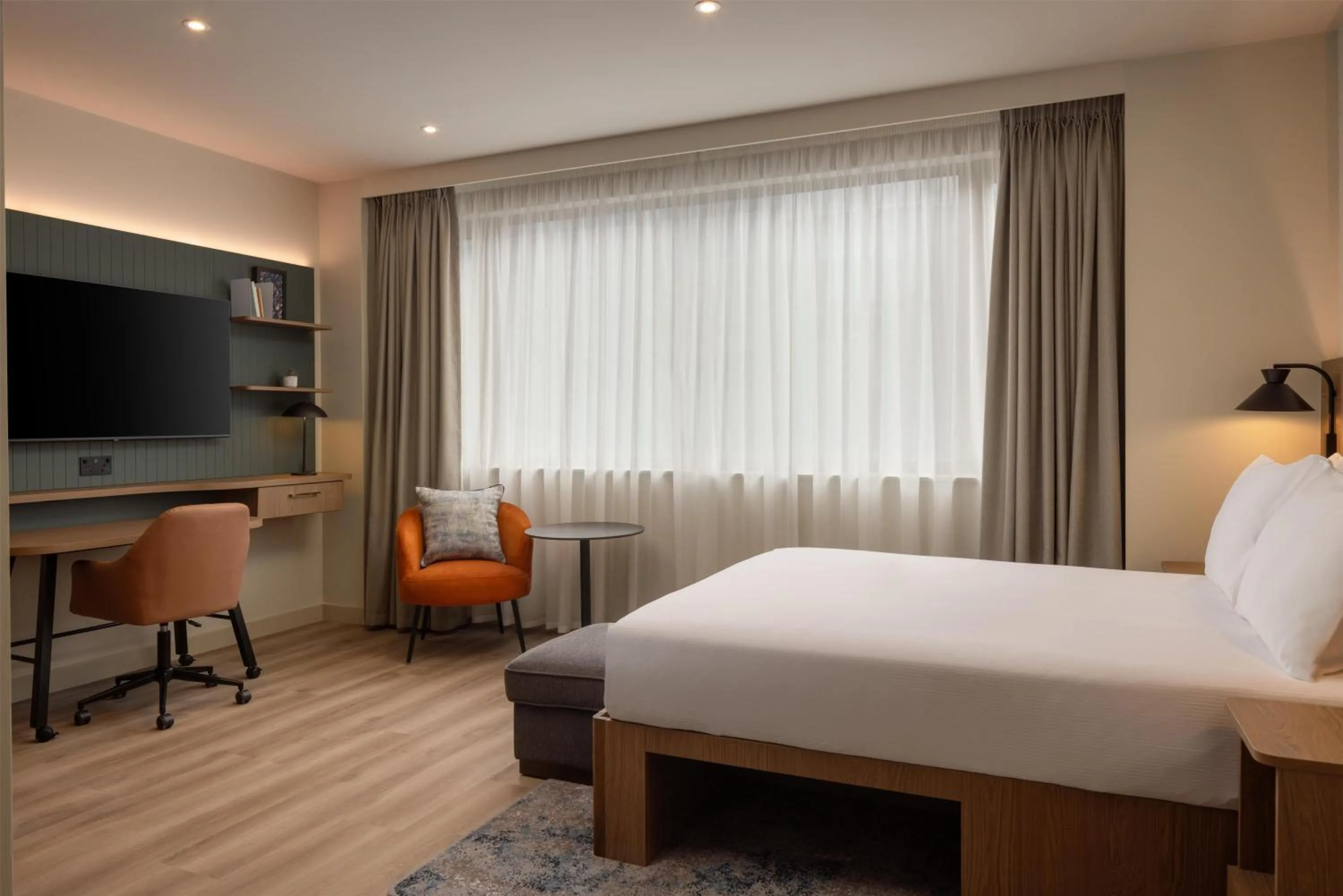 Bed in Home2 Suites By Hilton Dublin City Centre