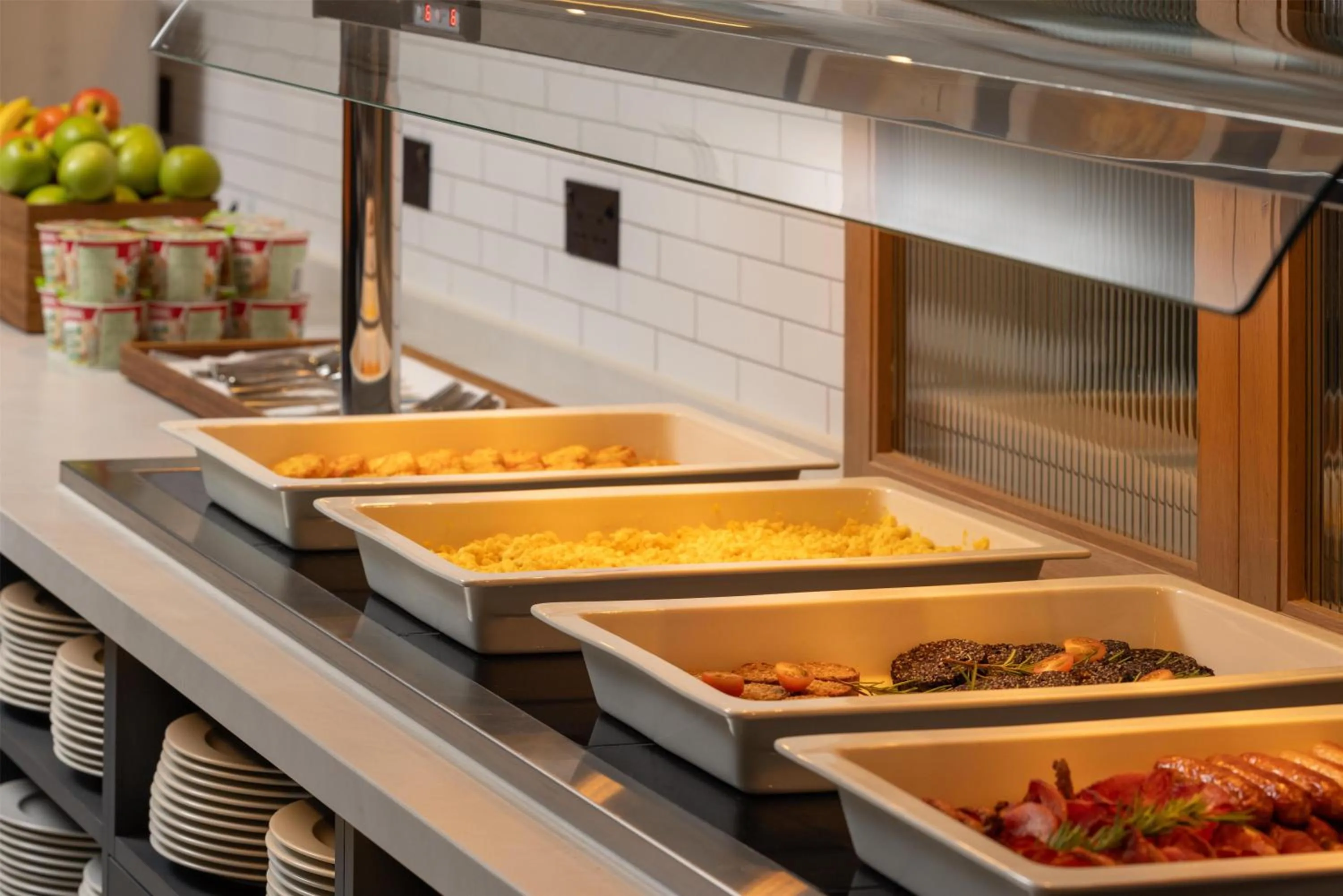 Breakfast in Home2 Suites By Hilton Dublin City Centre
