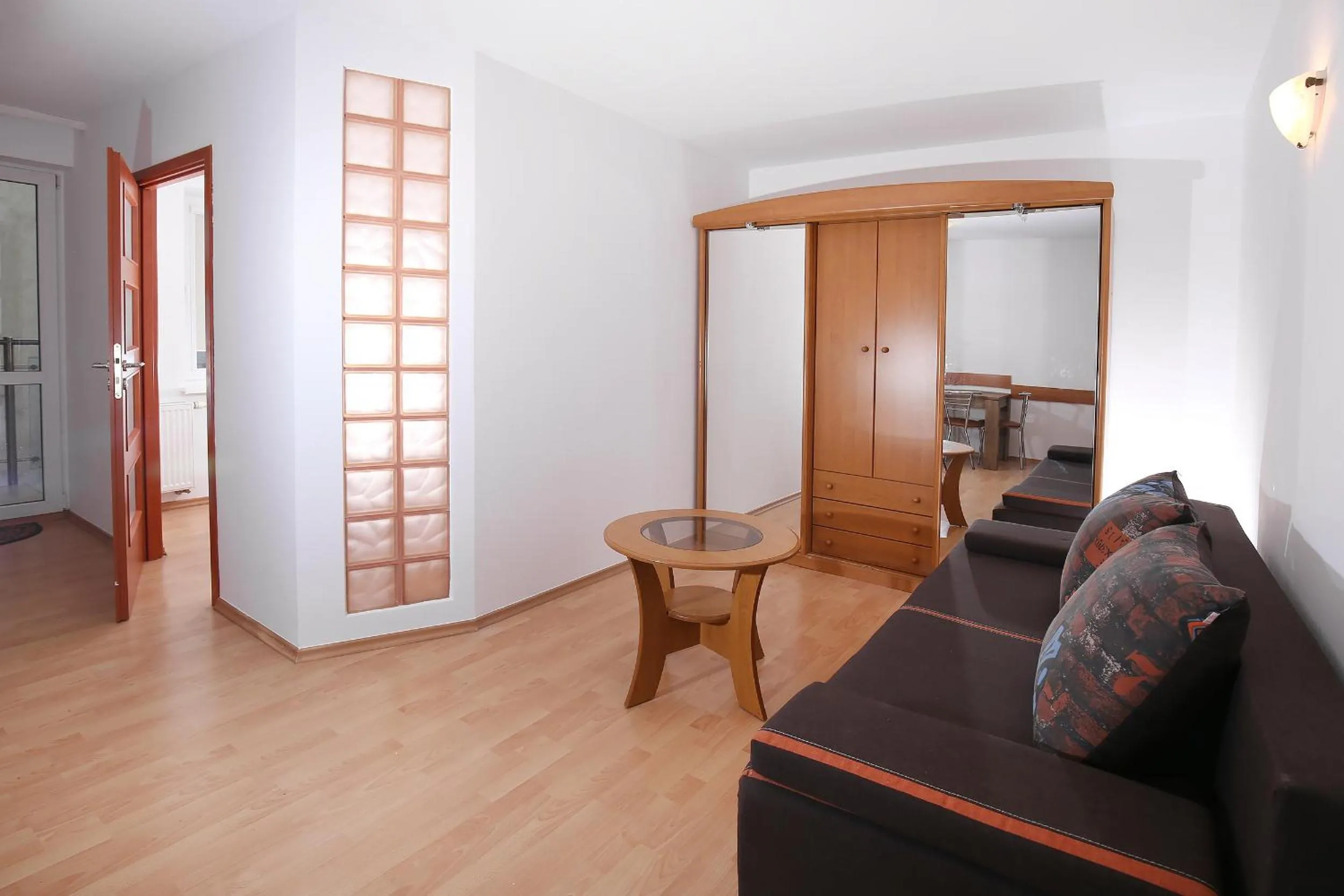 100-SIO Apartamenty