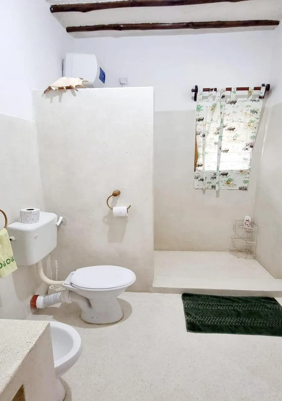 Bathroom in Simba House