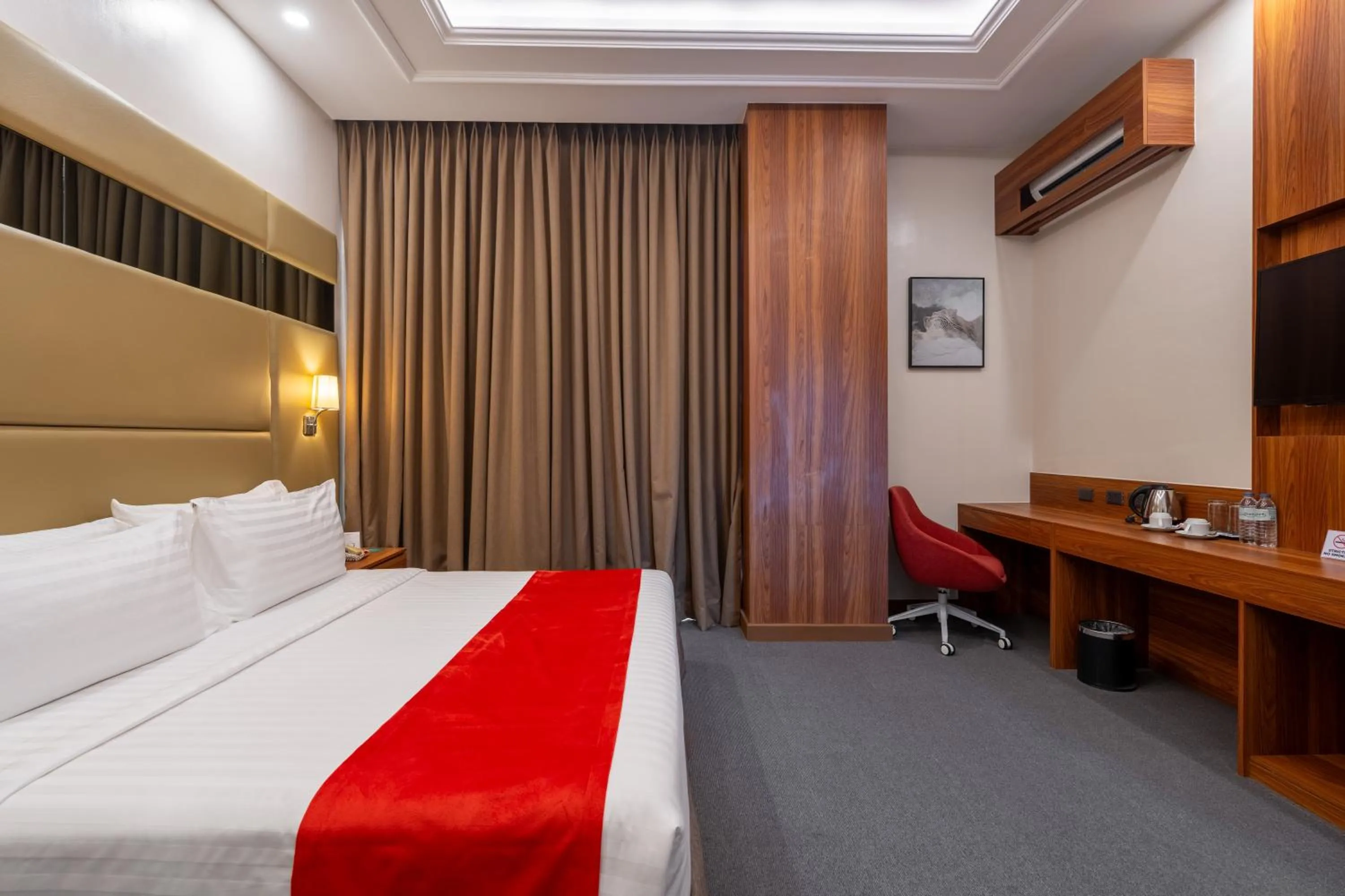 Bedroom, Bed in Best Western Plus Hotel Subic