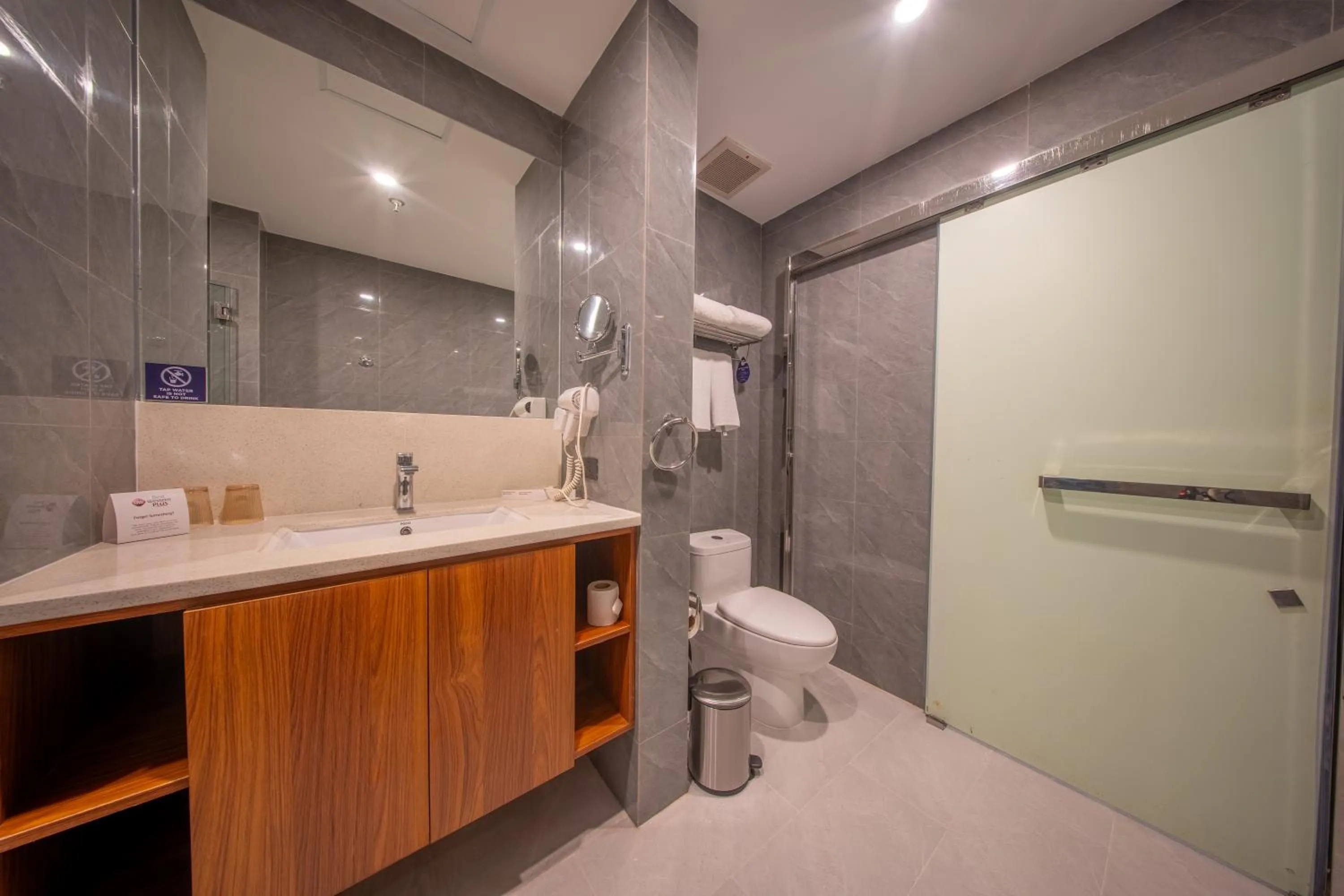 Bathroom in Best Western Plus Hotel Subic
