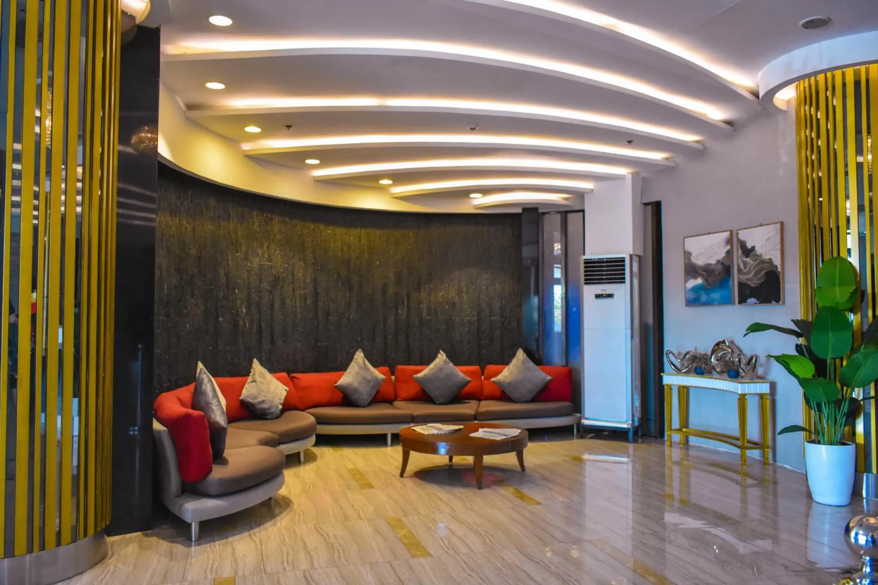 Lobby or reception in Best Western Plus Hotel Subic Lobby or reception in Best Western Plus Hotel Subic