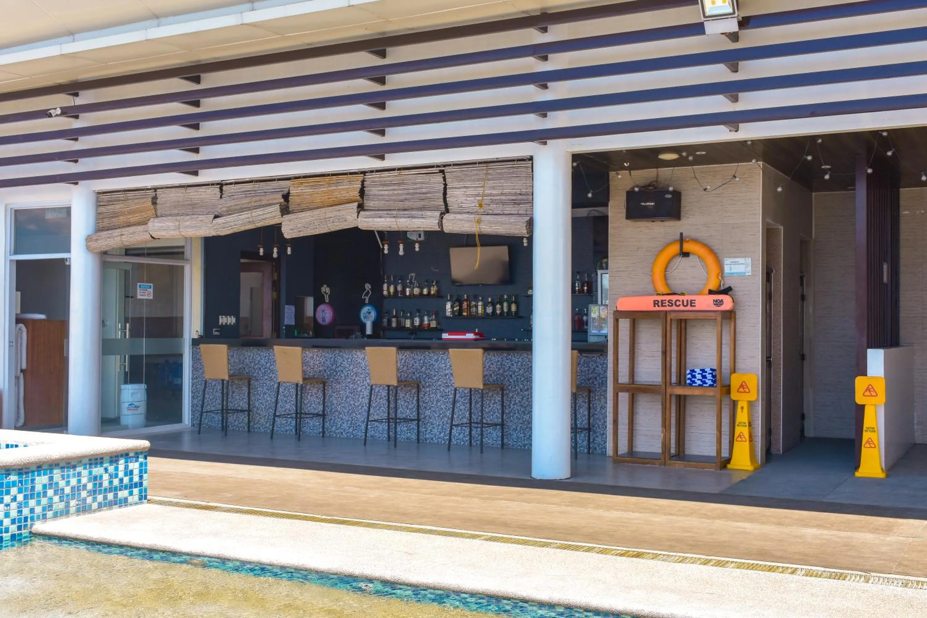 Restaurant/places to eat in Best Western Plus Hotel Subic