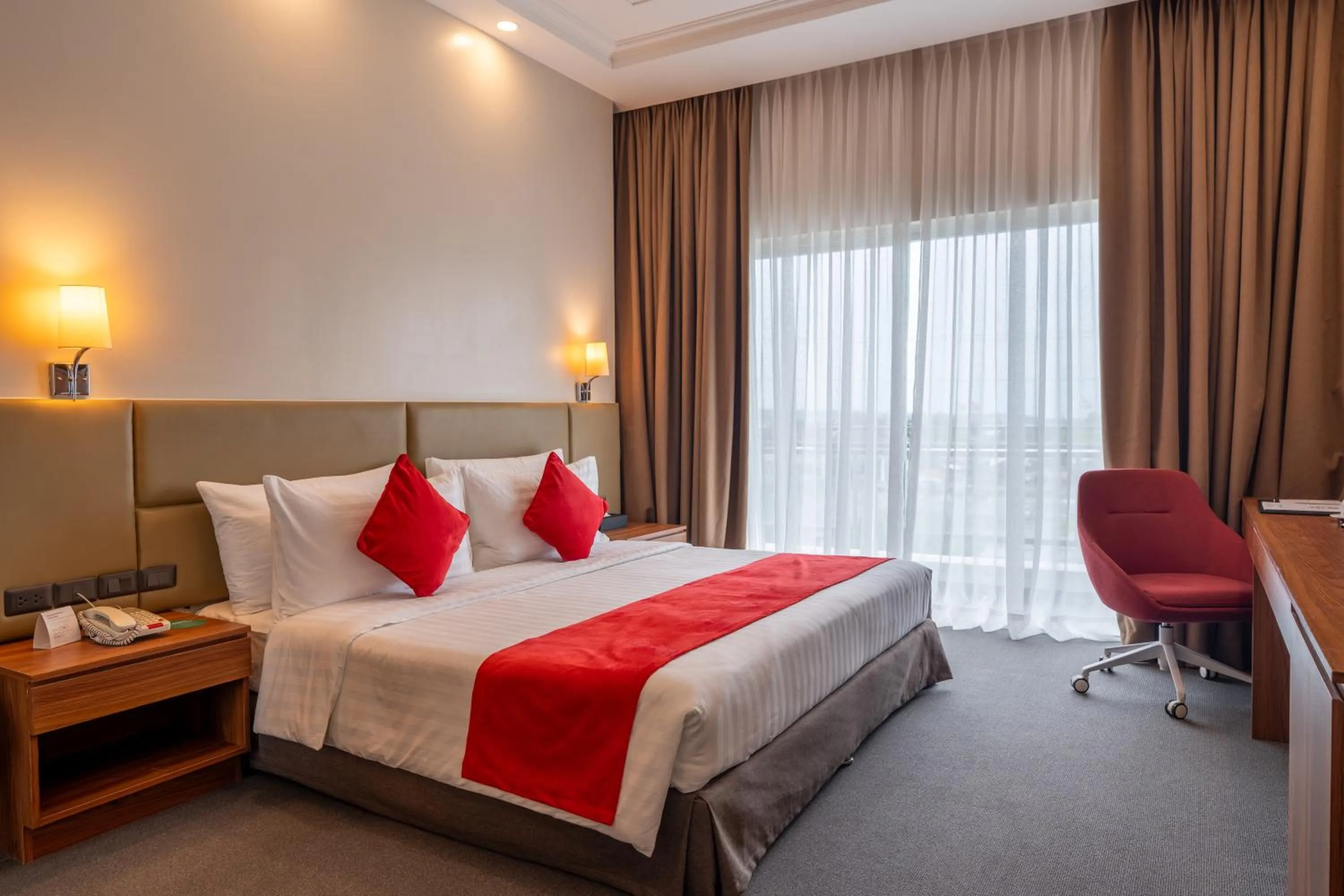 Bedroom, Bed in Best Western Plus Hotel Subic