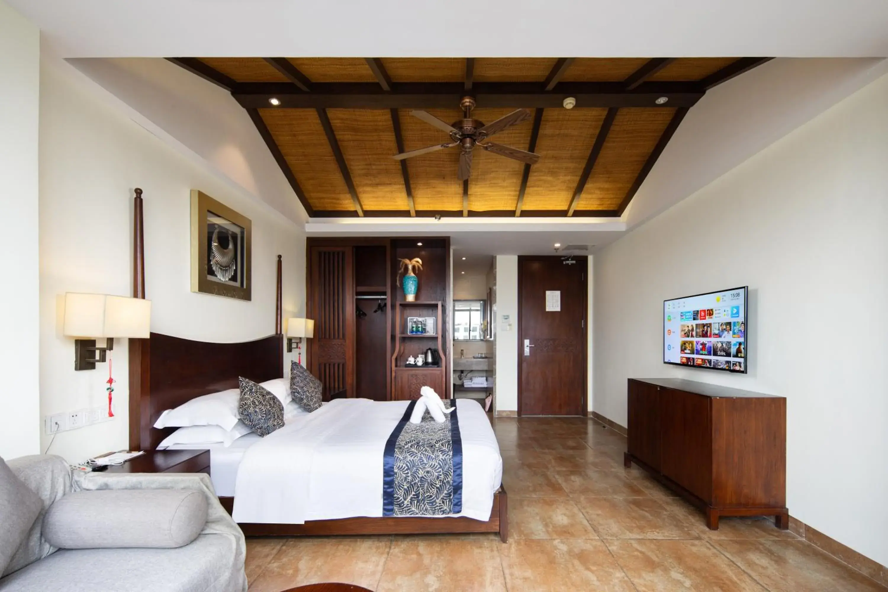 Queen Room - single occupancy in Lettry Hotel Queen Room - single occupancy in Lettry Hotel