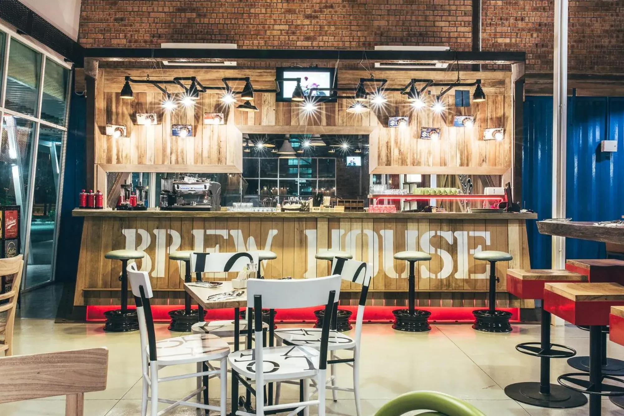 Restaurant/places to eat in Dash Box Hotel Cyberjaya Restaurant/places to eat in Dash Box Hotel Cyberjaya
