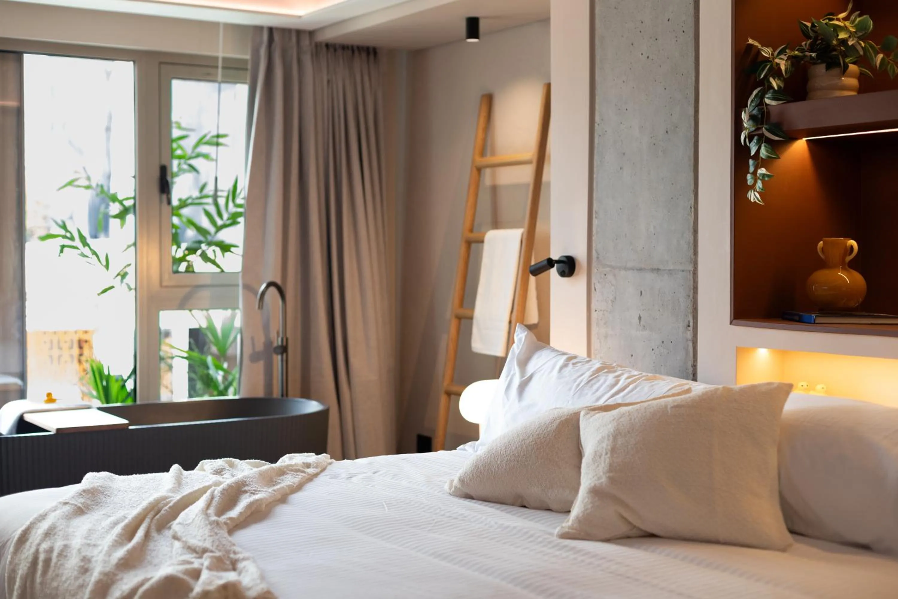 Bed in BoH Collection