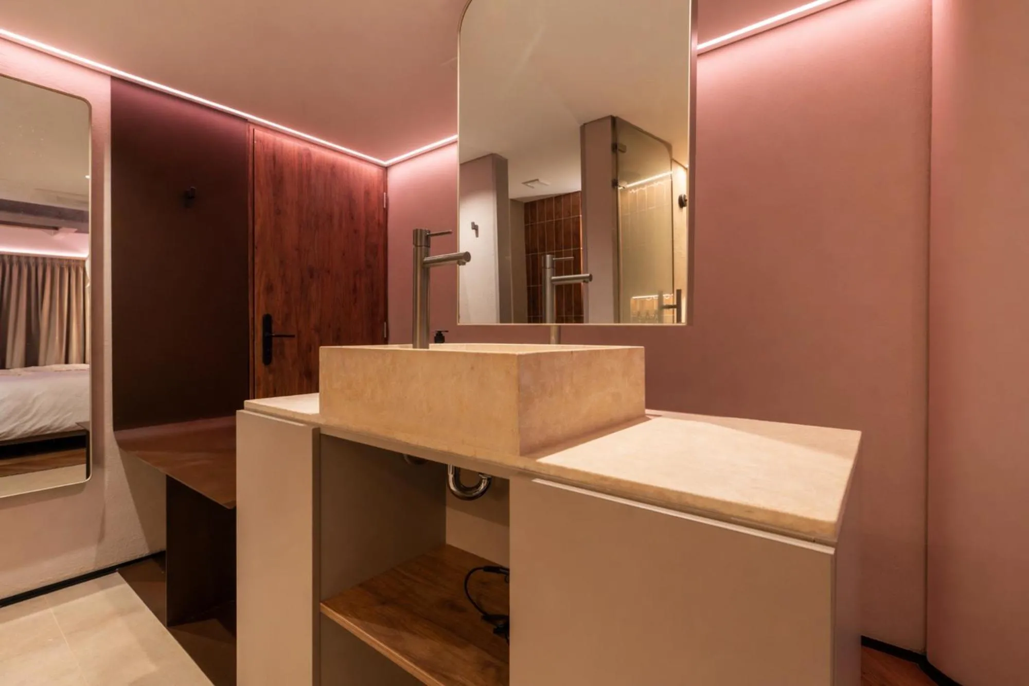 Bathroom in BoH Collection