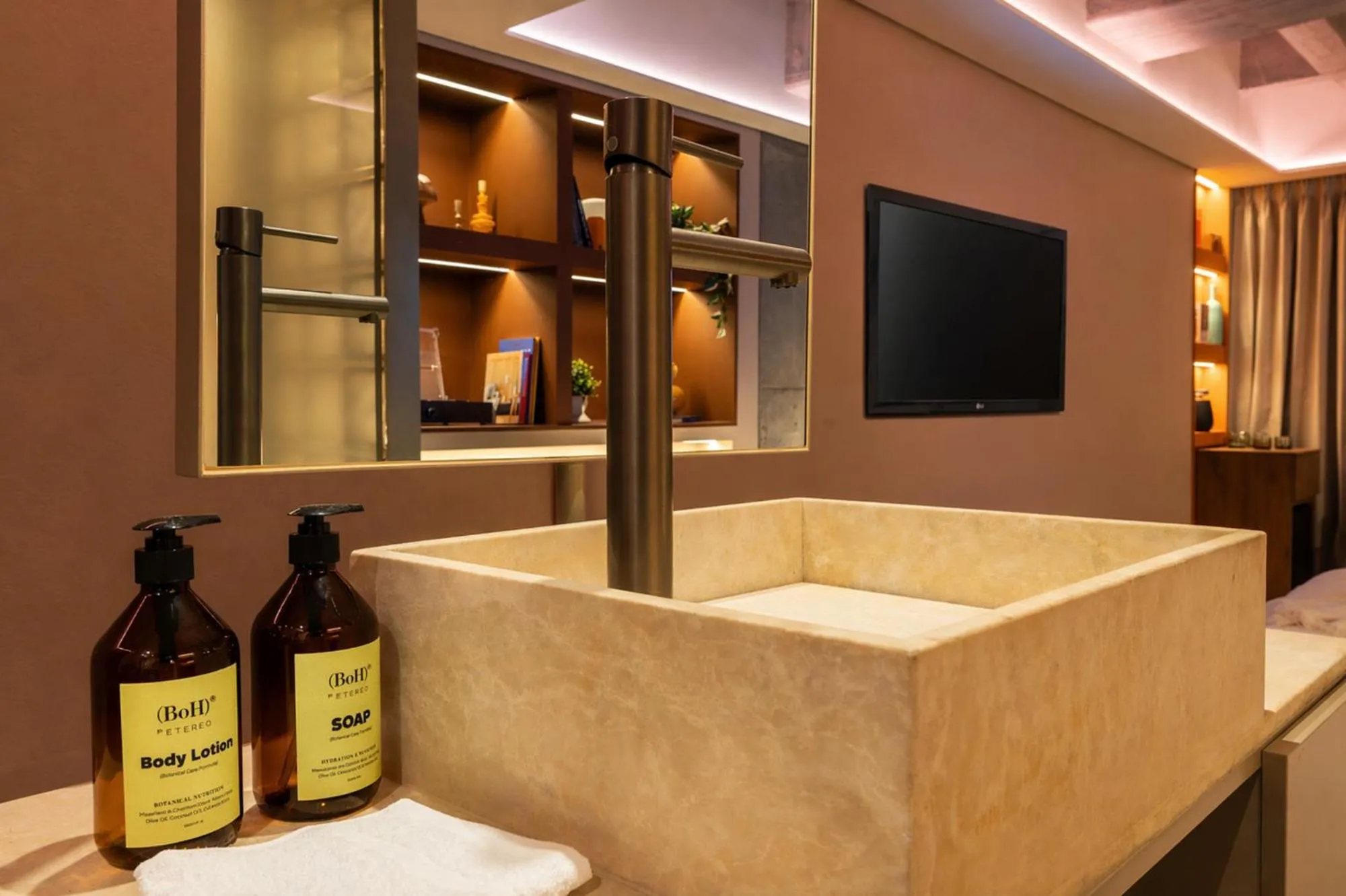 Bathroom in BoH Collection