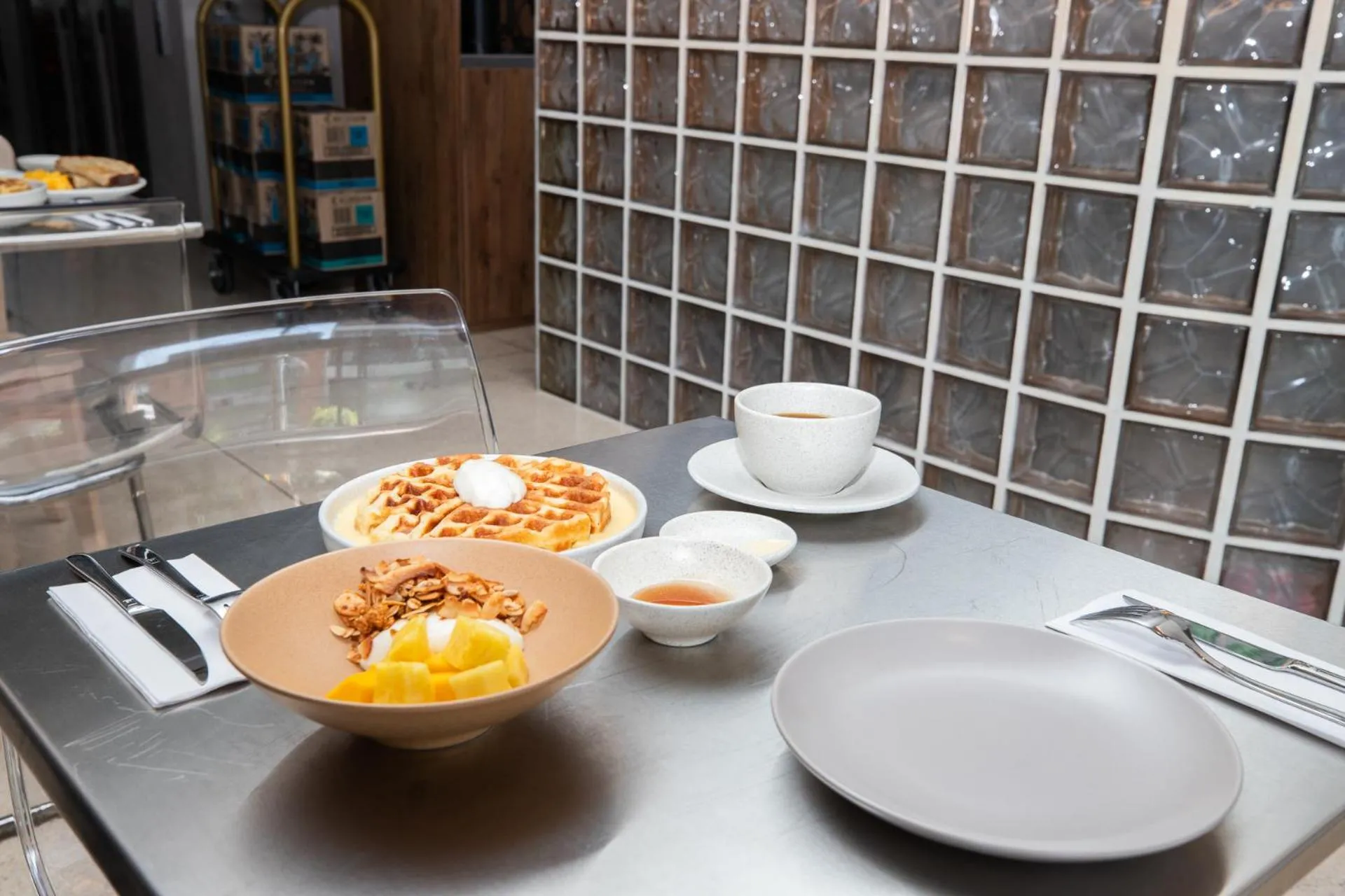 Breakfast in BoH Collection