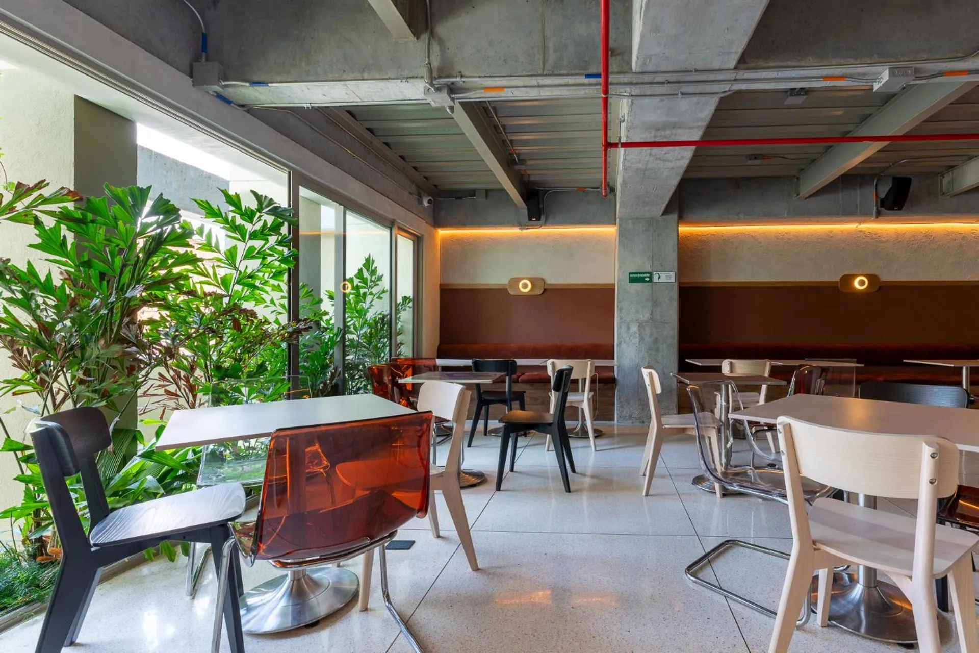 Restaurant/places to eat in BoH Collection