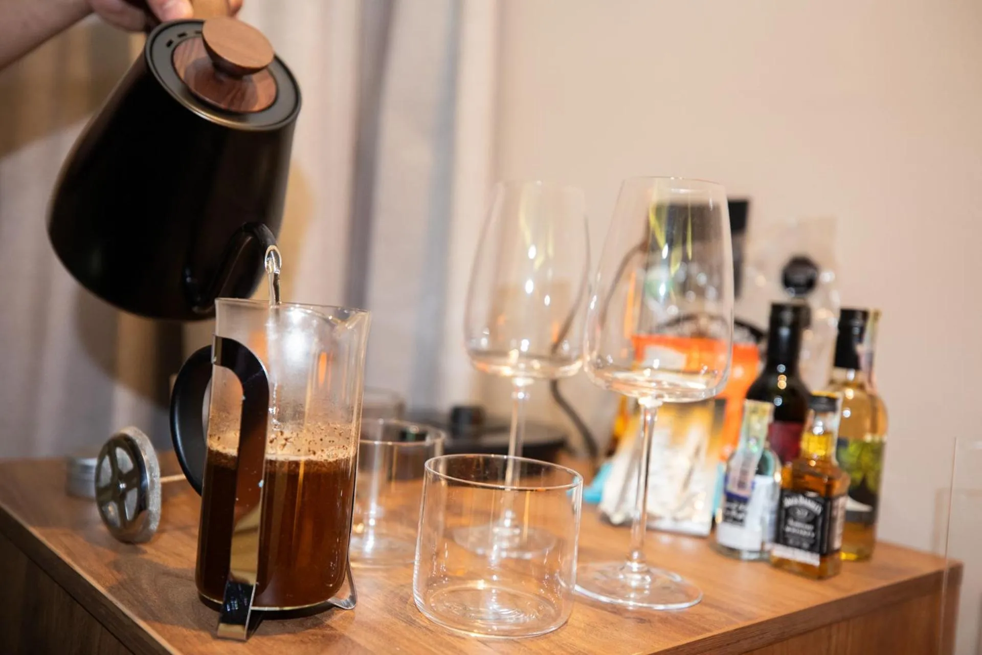 Coffee/tea facilities in BoH Collection