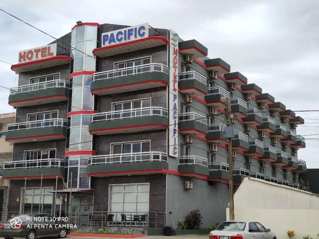 Hotel Pacific, Lda
