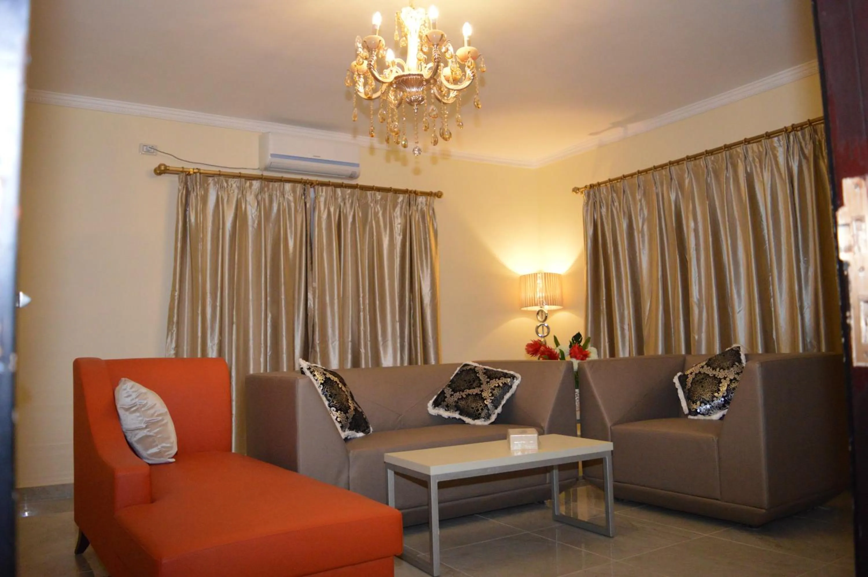 Living room in Hotel Pacific, Lda