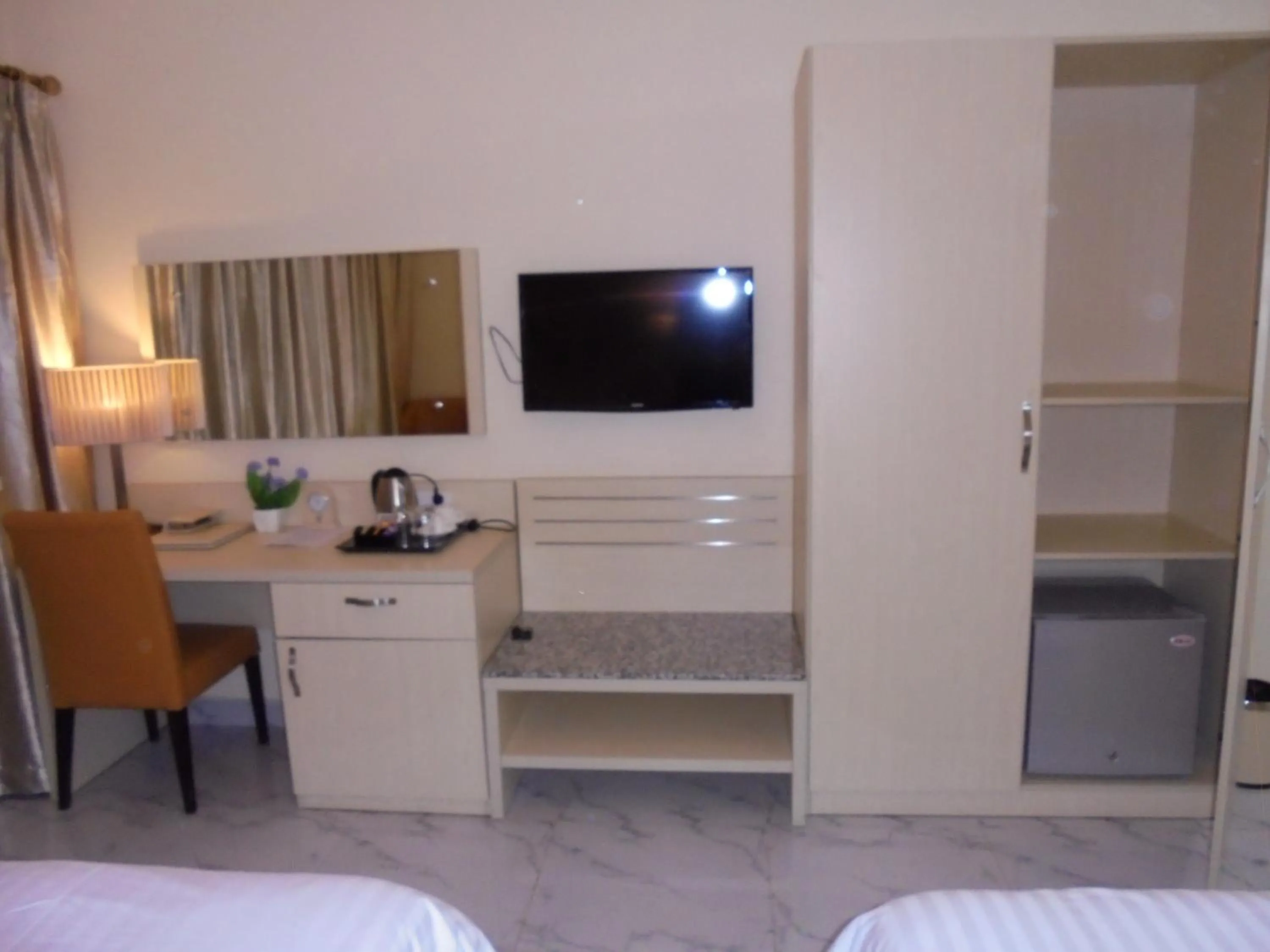 Bed in Hotel Pacific, Lda