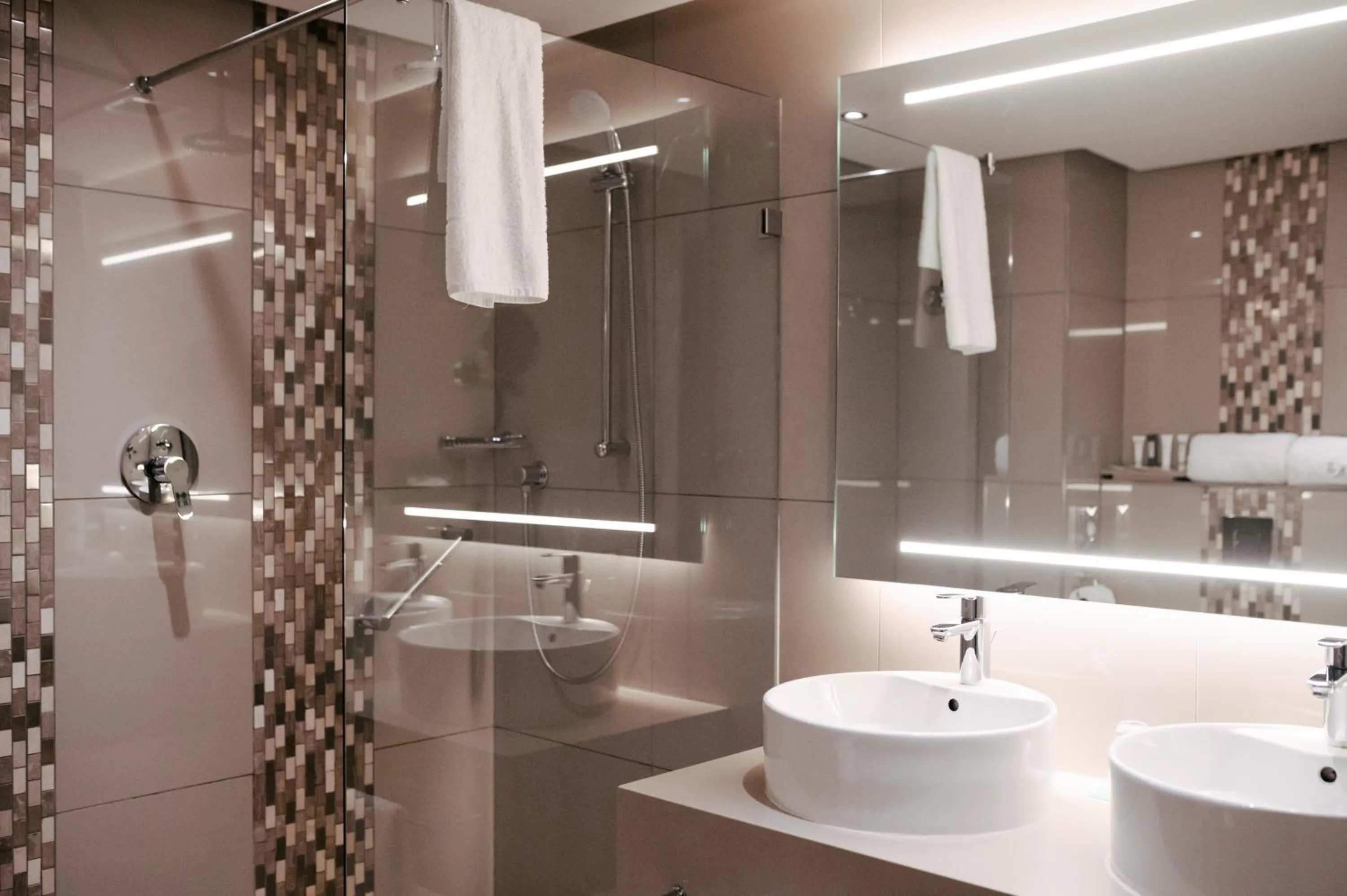 Shower in Krystal Beach Hotel