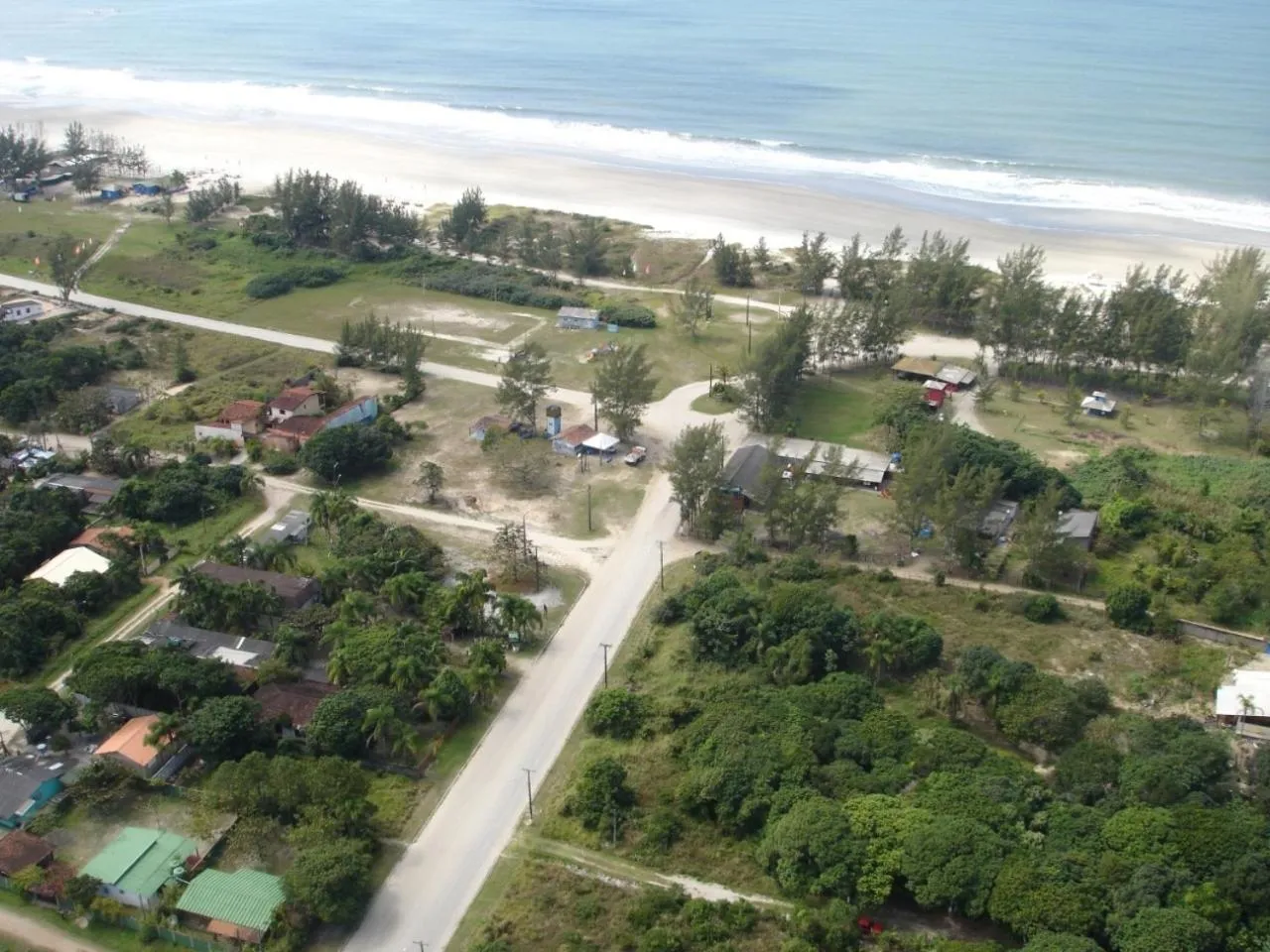 Beach in Nosso Chalé na Ilha