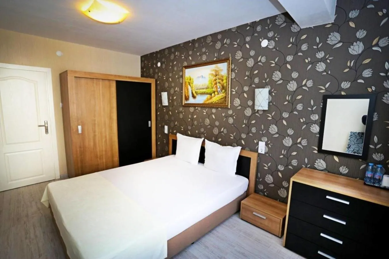 Apart Hotel Central