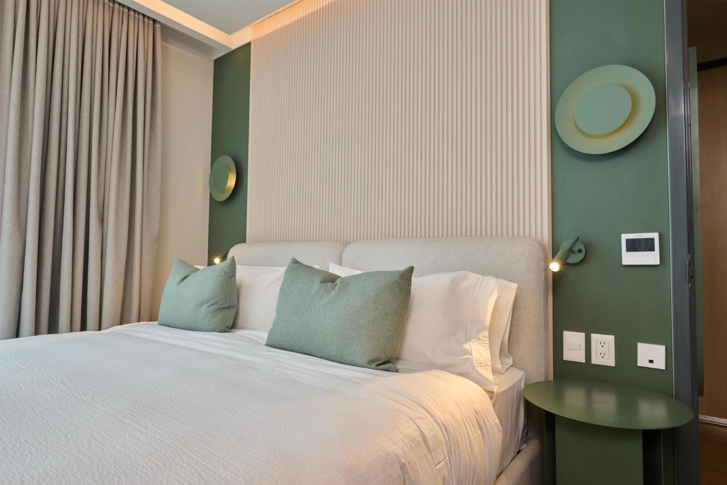 Photo of the whole room, Bed in WorldHotels Acueducto Guadalajara